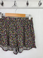 Primark Black Floral Shorts - Ladies Extra Small - Little Ones Preloved. Second Hand Children's & Preloved Baby, Kids, Girls & Boys Clothes. UK online