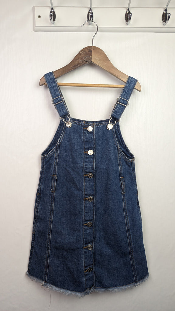 Primark Blue Denim Dress - Girls 9-10 Years Primark Used, Preloved, Preworn & Second Hand Baby, Kids & Children's Clothing UK Online. Cheap affordable. Brands including Next, Joules, Nutmeg Morrisons, TU, F&F, H&M.