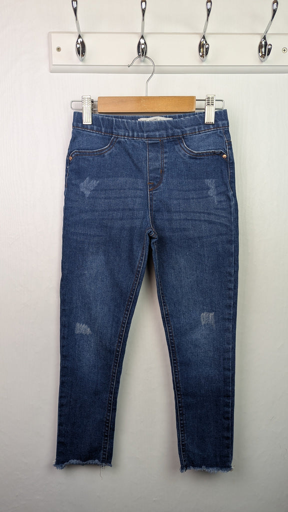 Primark Blue Denim Frayed Jeggings - Unisex 6-7 Years Little Ones Preloved Used, Preloved, Preworn & Second Hand Baby, Kids & Children's Clothing UK Online. Cheap affordable. Brands including Next, Joules, Nutmeg Morrisons, TU, F&F, H&M.