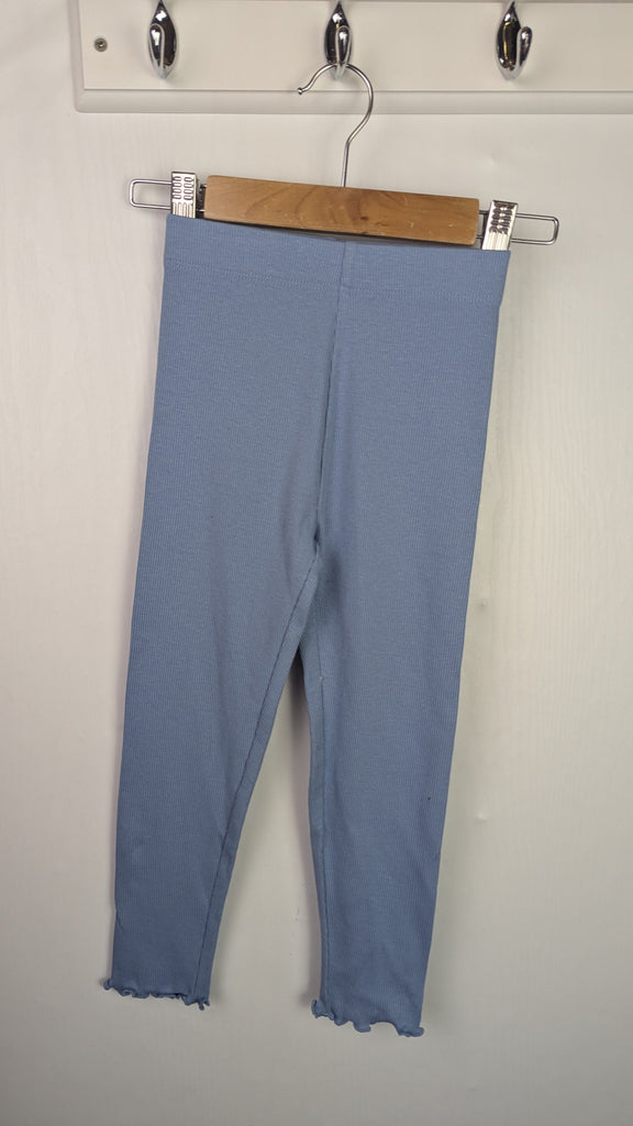 Primark Blue Ribbed Leggings - Girls 3-4 Years Little Ones Preloved Used, Preloved, Preworn & Second Hand Baby, Kids & Children's Clothing UK Online. Cheap affordable. Brands including Next, Joules, Nutmeg Morrisons, TU, F&F, H&M.