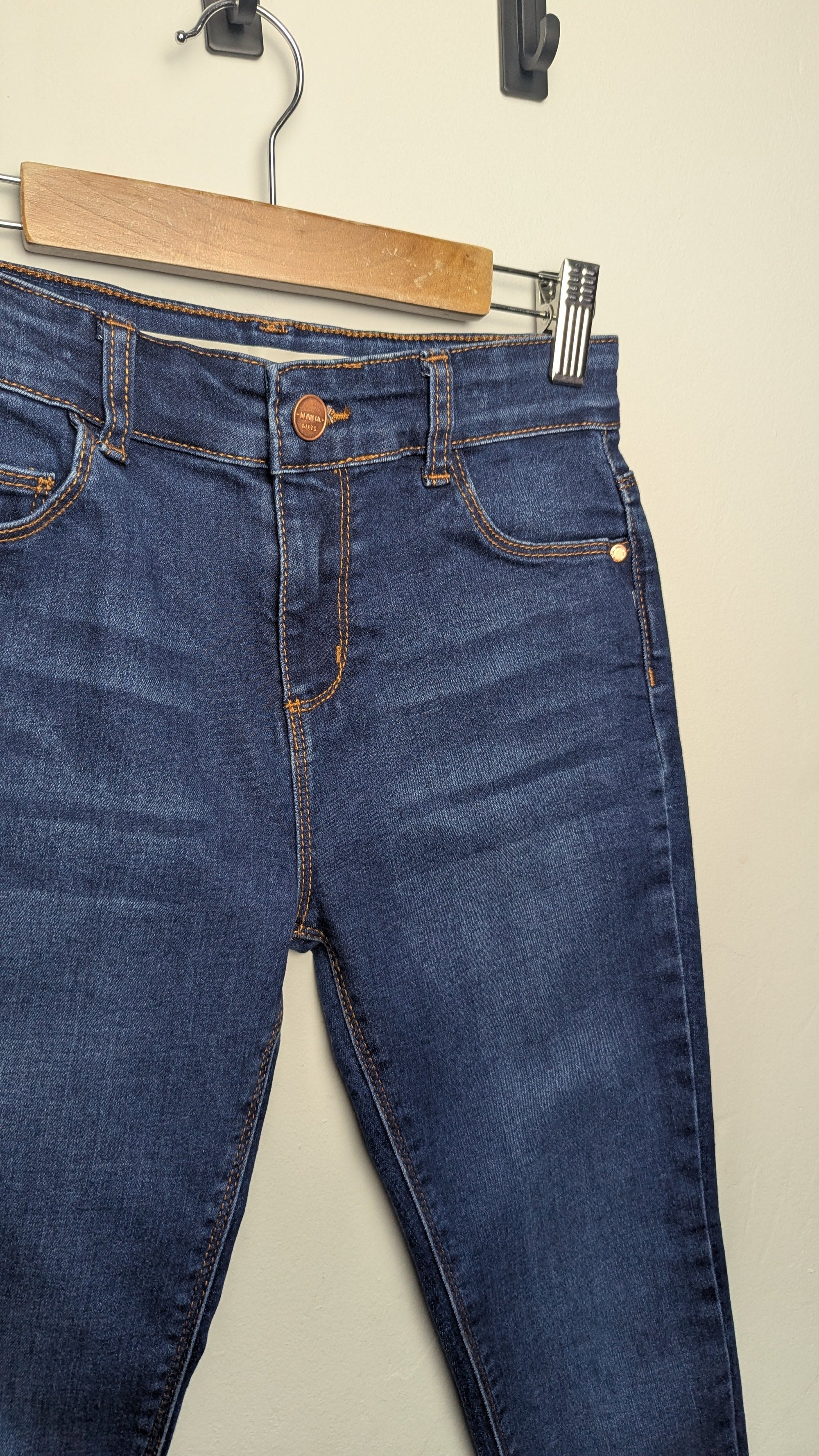 Primark Blue Skinny Jeans - Girls 8 - 9 Years - Little Ones Preloved. Second Hand Children's & Preloved Baby, Kids, Girls & Boys Clothes. UK online