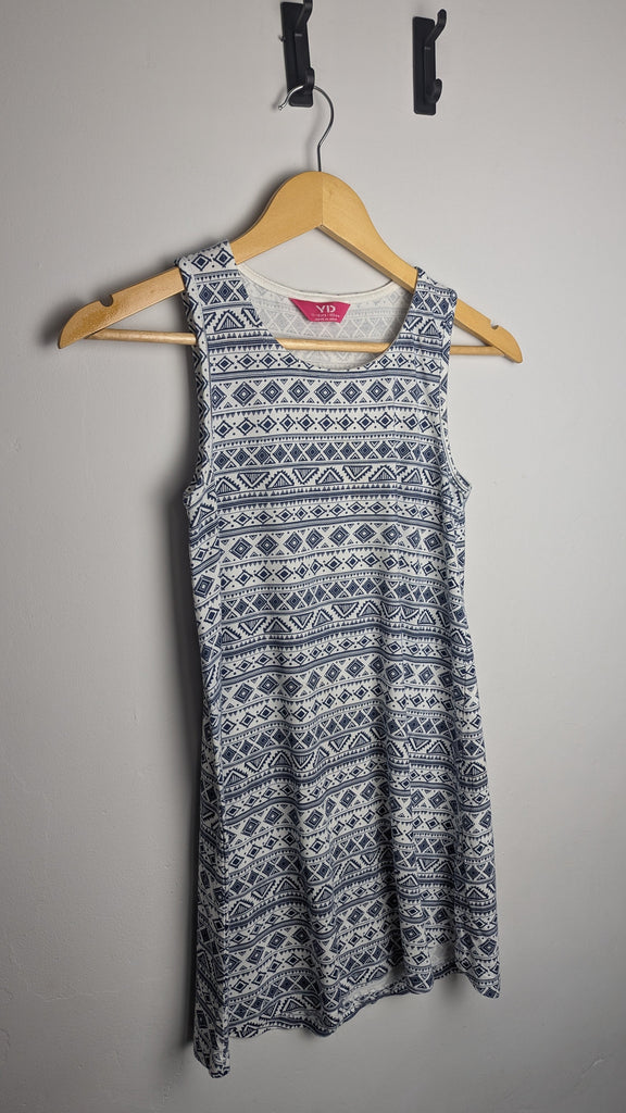 Primark Blue & White Geometric Dress - Girls 11-12 Years Little Ones Preloved Used, Preloved, Preworn & Second Hand Baby, Kids & Children's Clothing UK Online. Cheap affordable. Brands including Next, Joules, Nutmeg Morrisons, TU, F&F, H&M.