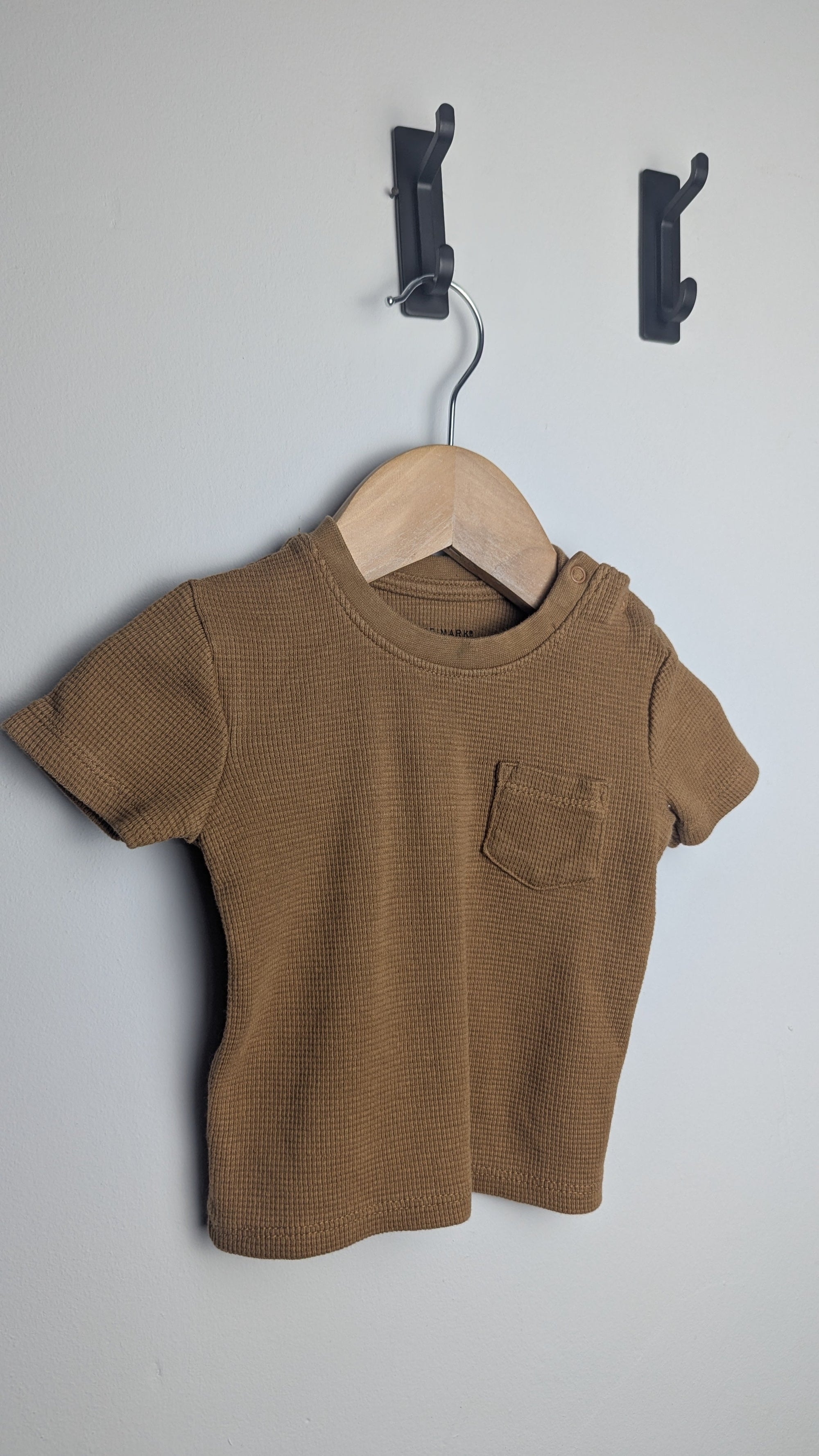 Primark Brown Waffle Top - 6 - 9 Months - Little Ones Preloved. Second Hand Children's & Preloved Baby, Kids, Girls & Boys Clothes. UK online