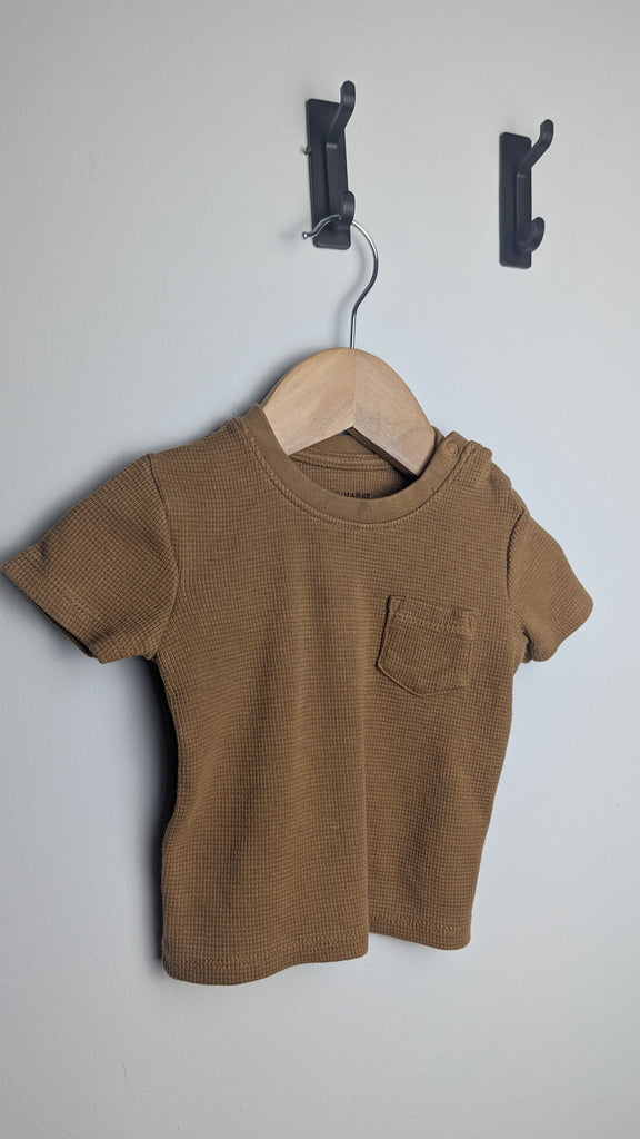 Primark Brown Waffle Top - 6-9 Months Little Ones Preloved Used, Preloved, Preworn & Second Hand Baby, Kids & Children's Clothing UK Online. Cheap affordable. Brands including Next, Joules, Nutmeg Morrisons, TU, F&F, H&M.