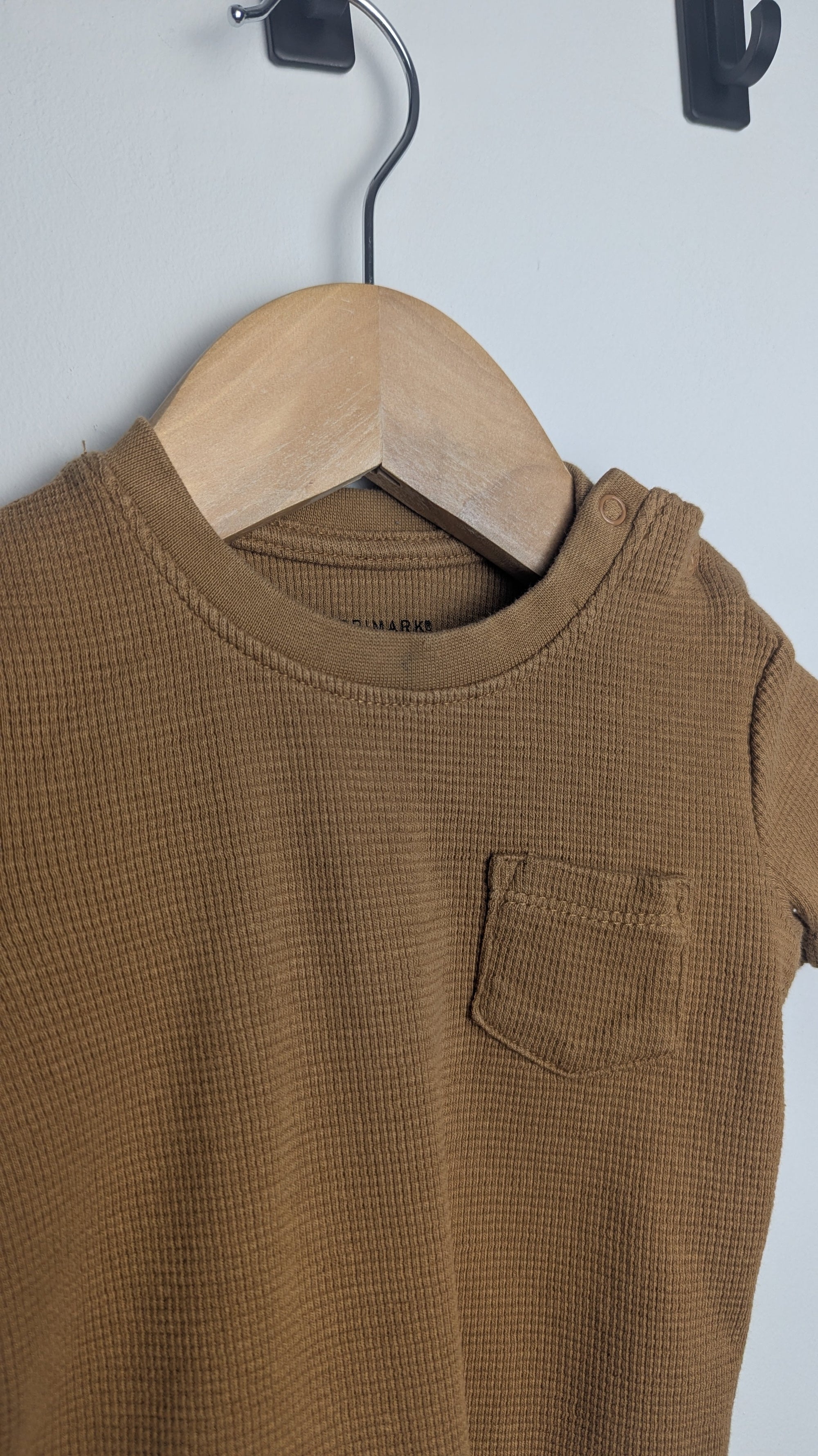 Primark Brown Waffle Top - 6 - 9 Months - Little Ones Preloved. Second Hand Children's & Preloved Baby, Kids, Girls & Boys Clothes. UK online