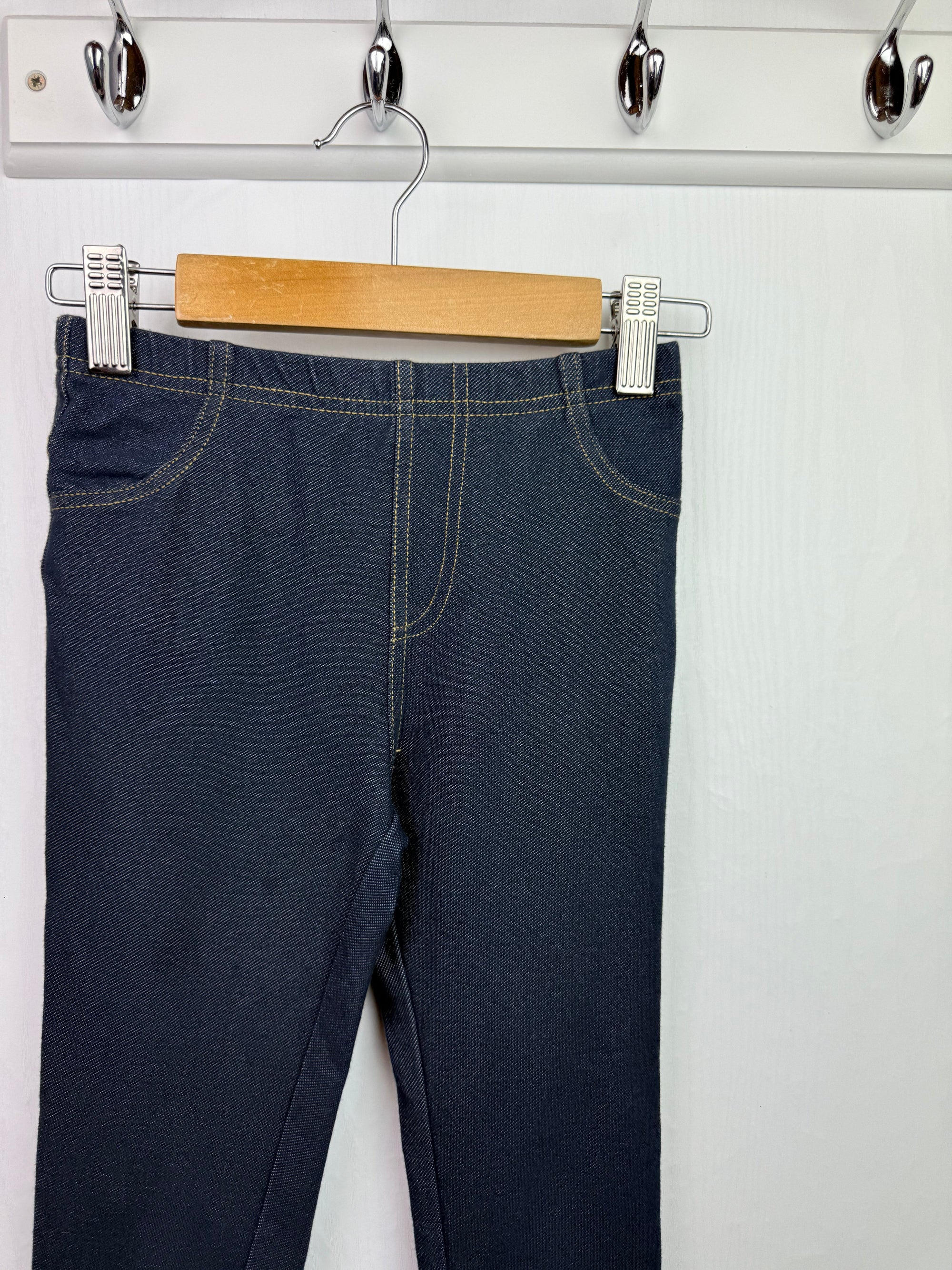 Primark Dark Blue Jeggings - Unisex 6 - 7 Years - Little Ones Preloved. Second Hand Children's & Preloved Baby, Kids, Girls & Boys Clothes. UK online