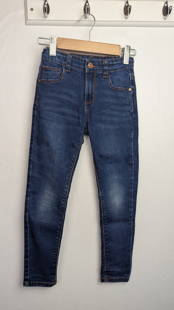 Primark Dark Blue Skinny Jeans - Boys 6-7 Years Little Ones Preloved Used, Preloved, Preworn Baby, Girls & Boys Clothes. Kids & Children's second hand Clothing UK Online. Cheap affordable. Brands including Next, Joules, Nutmeg Morrisons, TU, F&F, H&M.