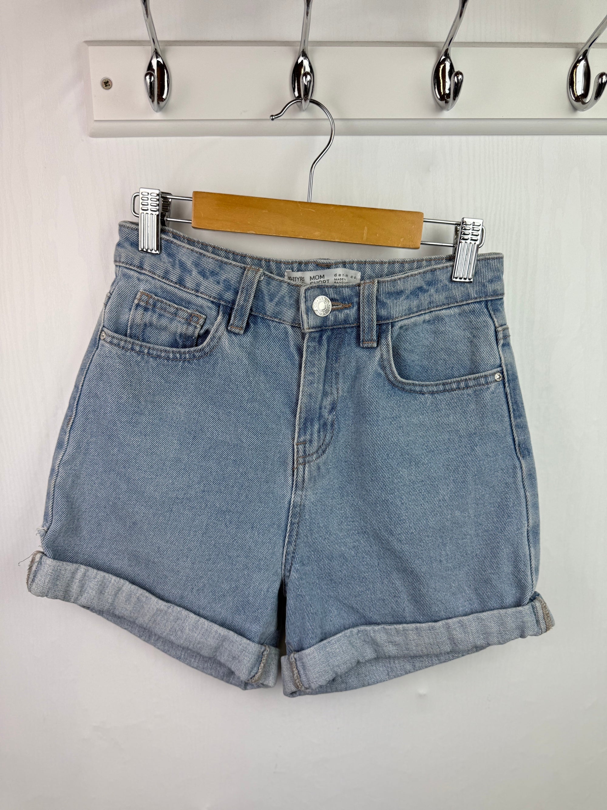Primark Denim Mom Shorts - Girls 10 - 11 Years - Little Ones Preloved. Second Hand Children's & Preloved Baby, Kids, Girls & Boys Clothes. UK online