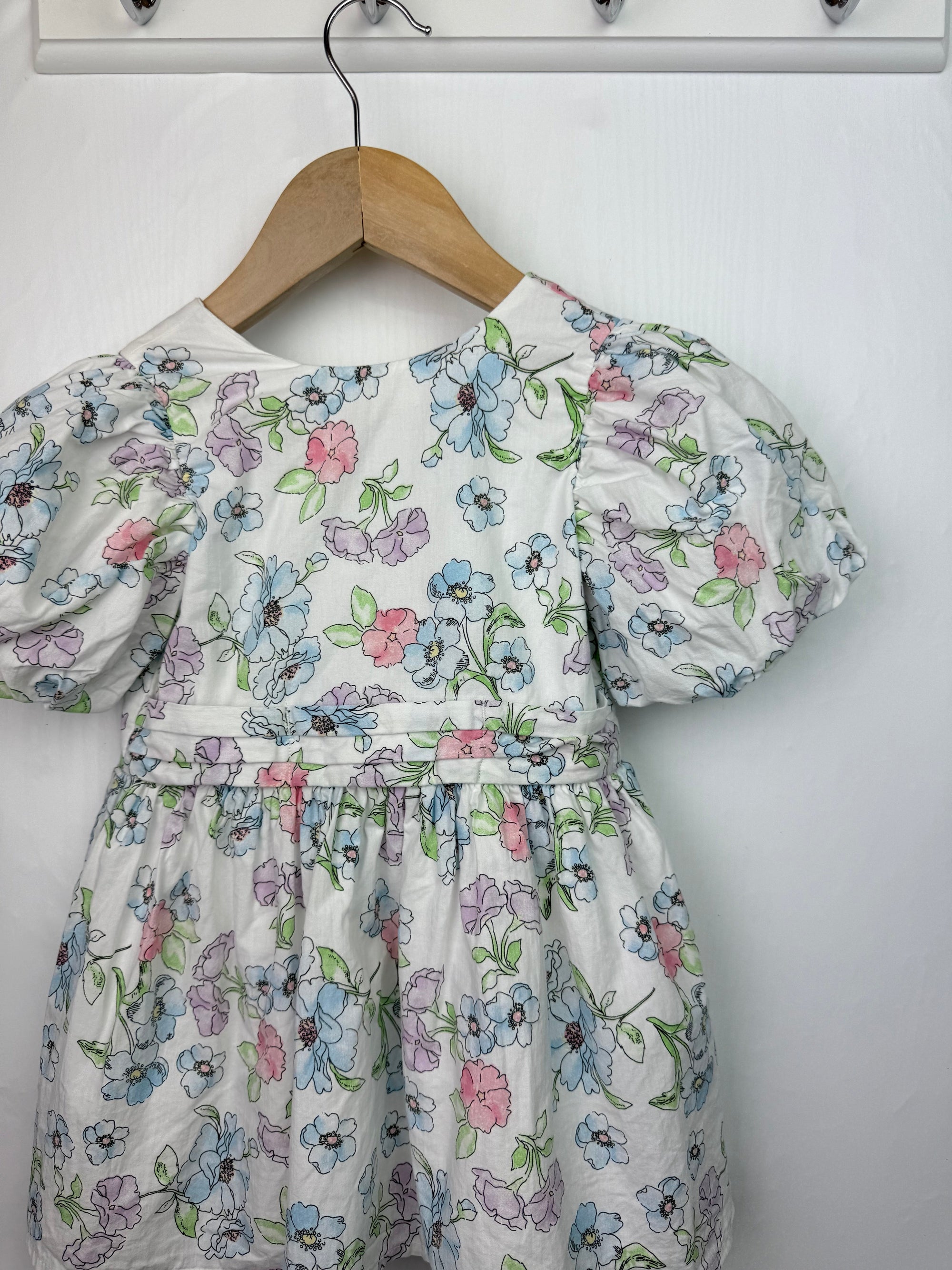 Primark Floral Puff Sleeve Dress - Girls 12 - 18 Months - Little Ones Preloved. Second Hand Children's & Preloved Baby, Kids, Girls & Boys Clothes. UK online