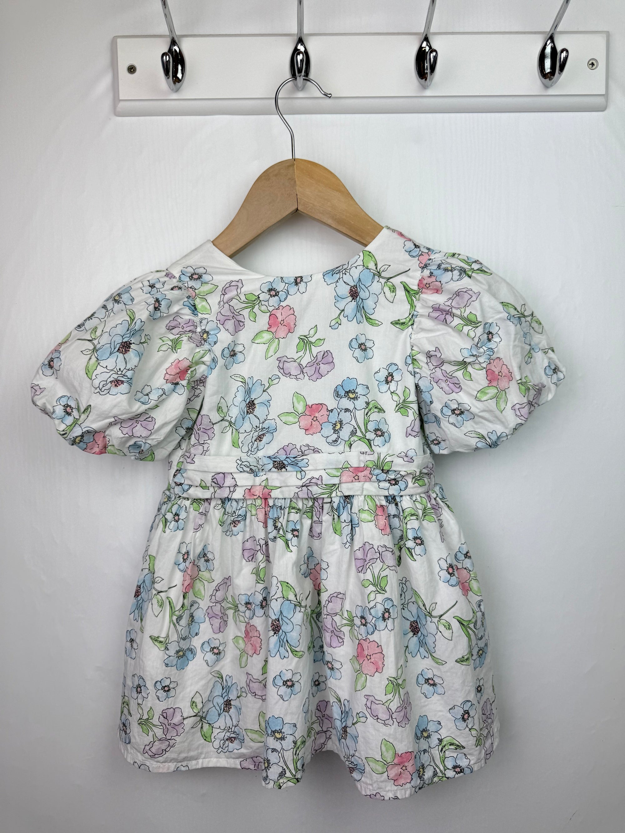 Primark Floral Puff Sleeve Dress - Girls 12 - 18 Months - Little Ones Preloved. Second Hand Children's & Preloved Baby, Kids, Girls & Boys Clothes. UK online