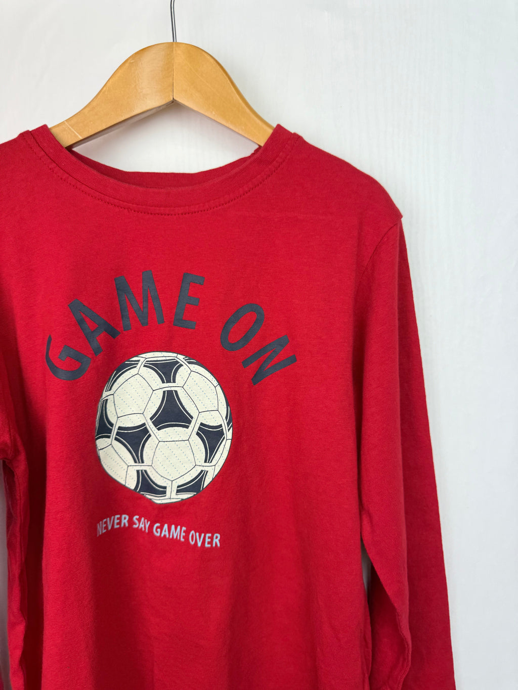 Primark Game On Pyjama Top - Boys 7 - 8 Years - Little Ones Preloved. Second Hand Children's & Preloved Baby, Kids, Girls & Boys Clothes. UK online