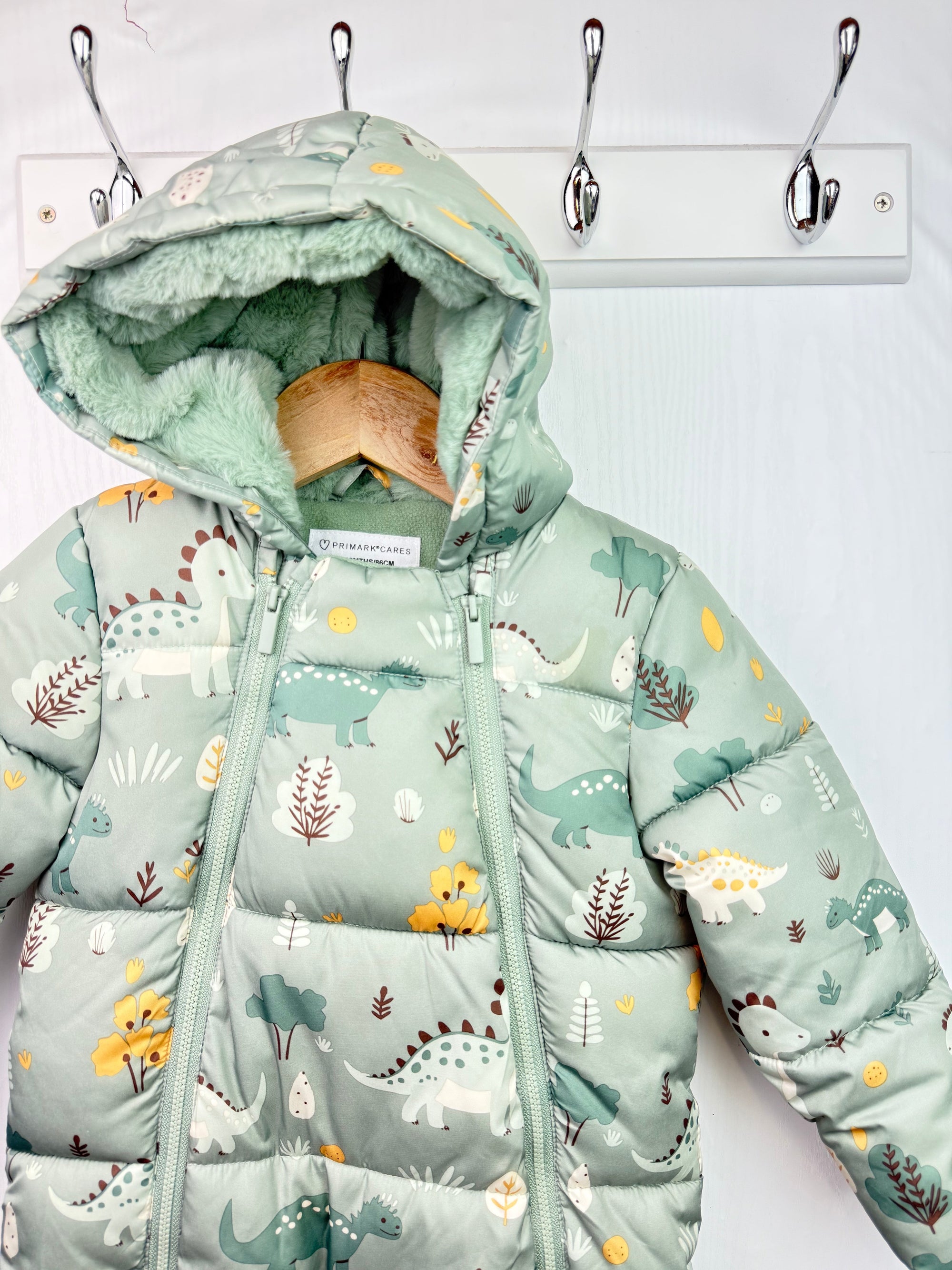 Primark Green Dinosaur Pramsuit - Boys 12 - 18 Months - Little Ones Preloved. Second Hand Children's & Preloved Baby, Kids, Girls & Boys Clothes. UK online