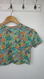 Primark Green Floral Crop Top - Girls 8 - 9 Years - Little Ones Preloved. Second Hand Children's & Preloved Baby, Kids, Girls & Boys Clothes. UK online
