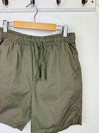 Primark Green Khaki Shorts - Boys 13 - 14 Years - Little Ones Preloved. Second Hand Children's & Preloved Baby, Kids, Girls & Boys Clothes. UK online