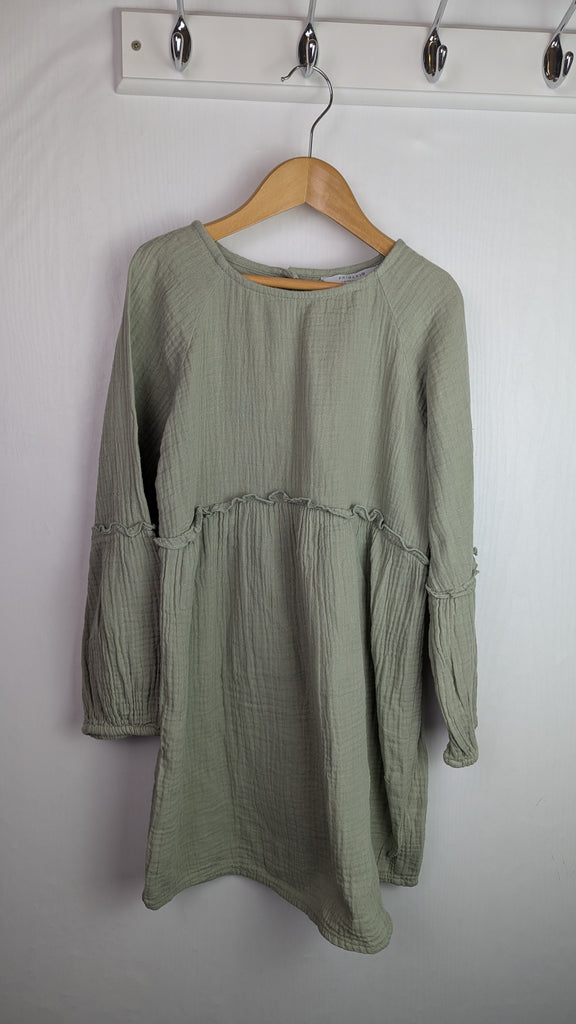 Primark Green Muslin Long Sleeve Dress - Girls 7-8 Years Little Ones Preloved Used, Preloved, Preworn Baby, Girls & Boys Clothes. Kids & Children's second hand Clothing UK Online. Cheap affordable. Brands including Next, Joules, Nutmeg Morrisons, TU, F&F, H&M.