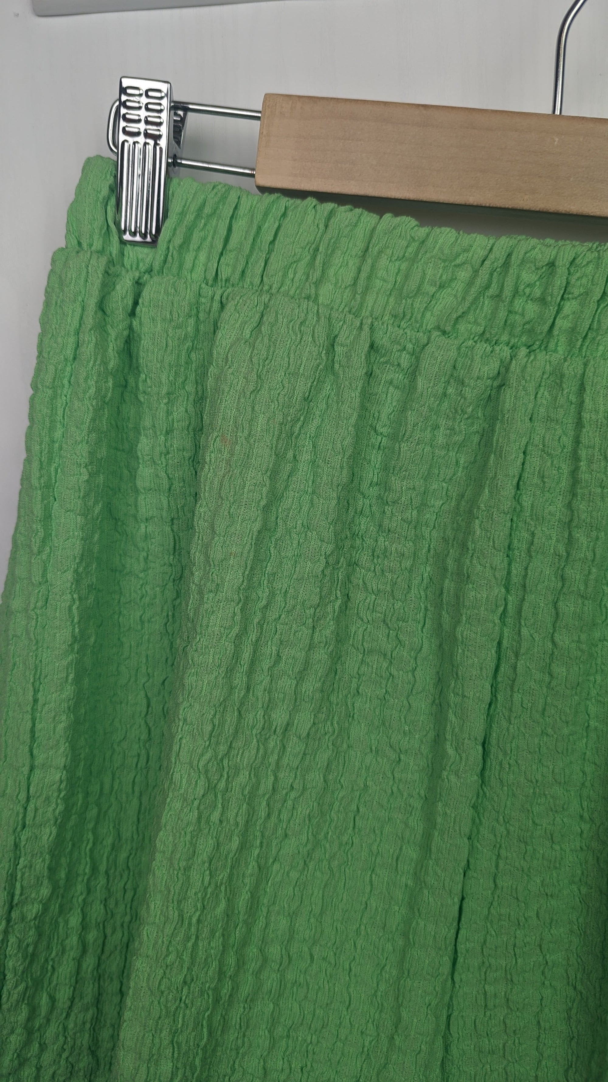 Primark Green Summer Shorts - Girls 12 - 13 Years - Little Ones Preloved. Second Hand Children's & Preloved Baby, Kids, Girls & Boys Clothes. UK online