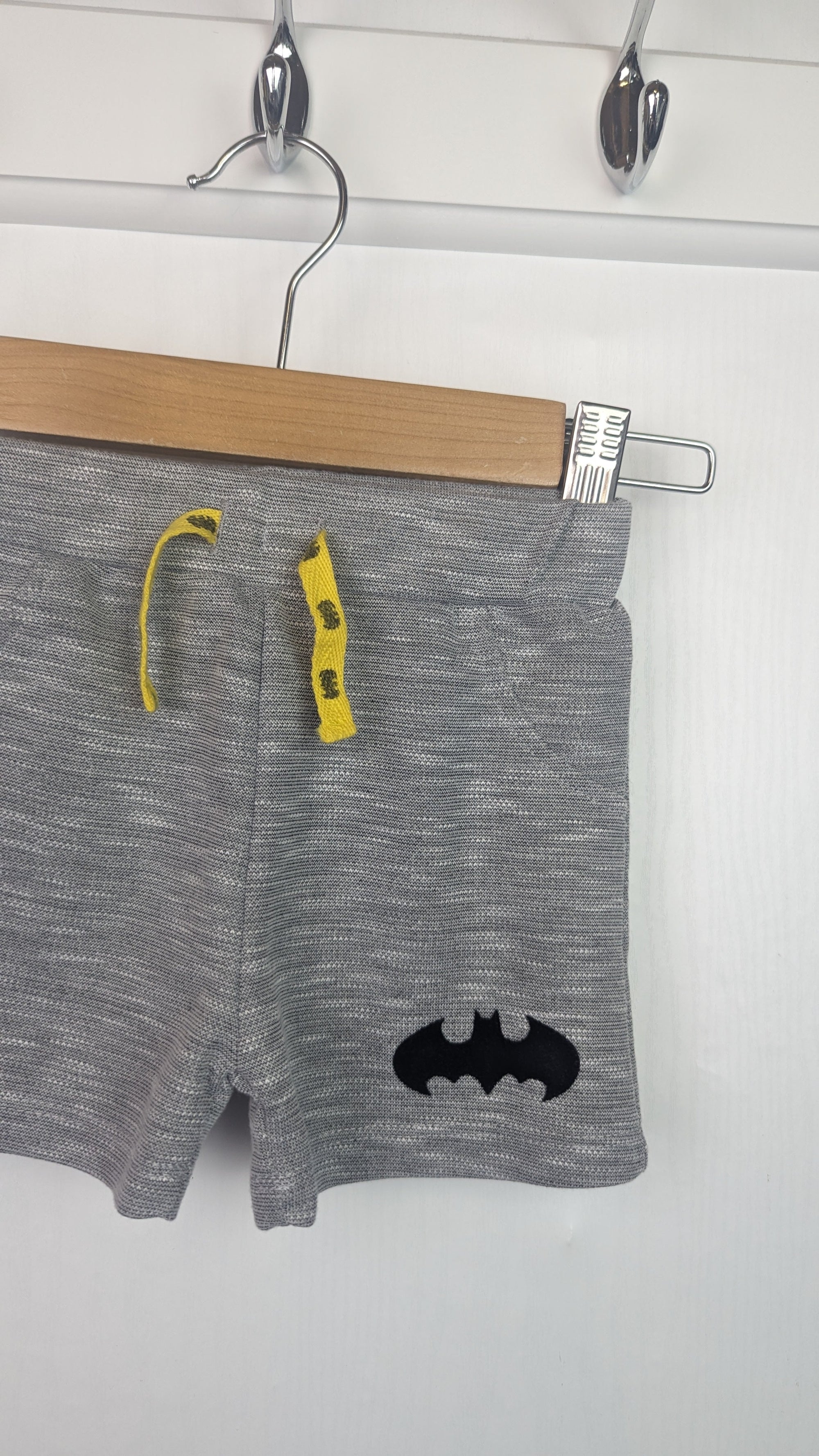 Primark Grey Batman Shorts - Boys 3 - 6 Months - Little Ones Preloved. Second Hand Children's & Preloved Baby, Kids, Girls & Boys Clothes. UK online