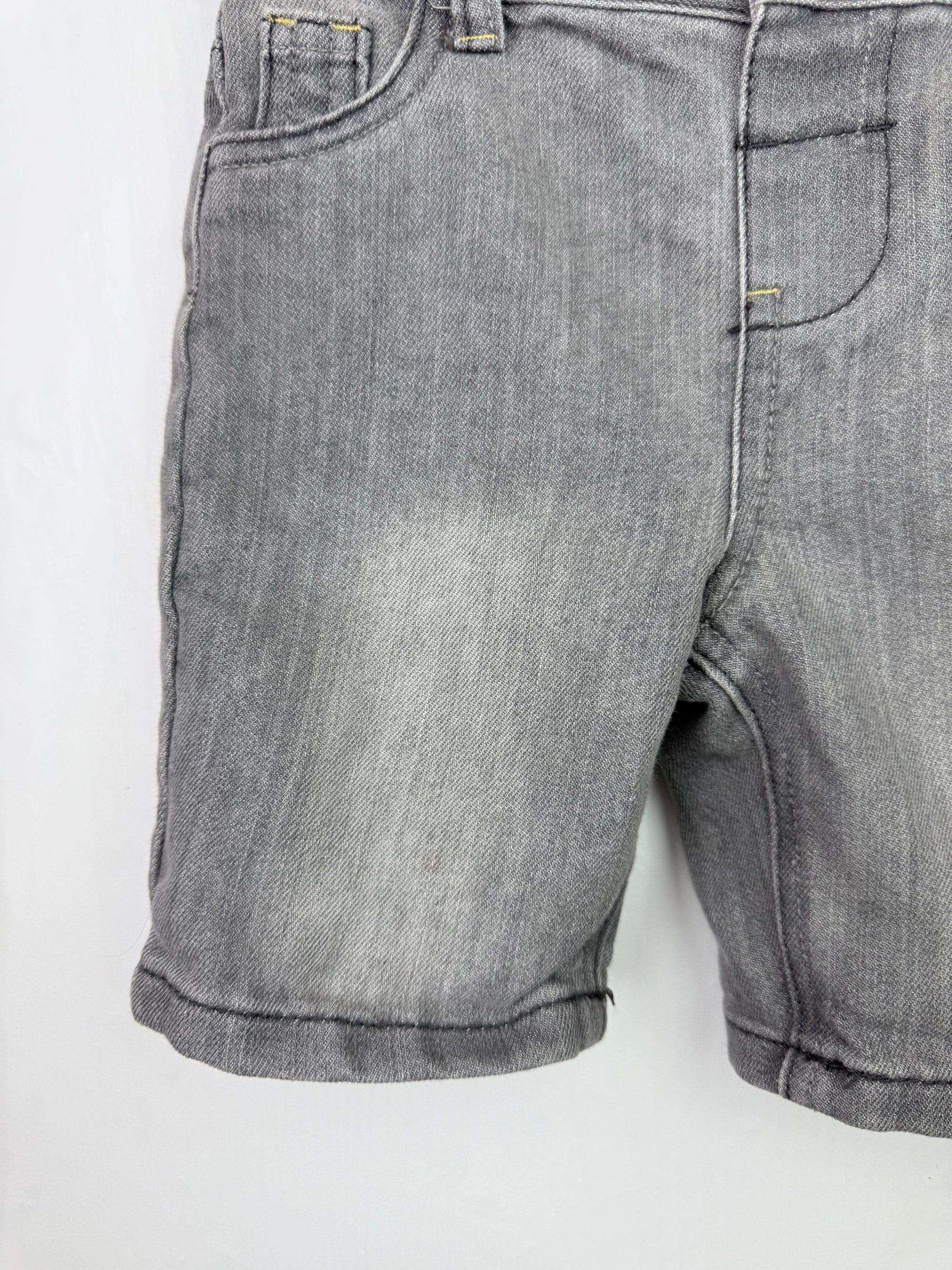 Primark Grey Denim Shorts - Boys 12 - 18 Months - Little Ones Preloved. Second Hand Children's & Preloved Baby, Kids, Girls & Boys Clothes. UK online