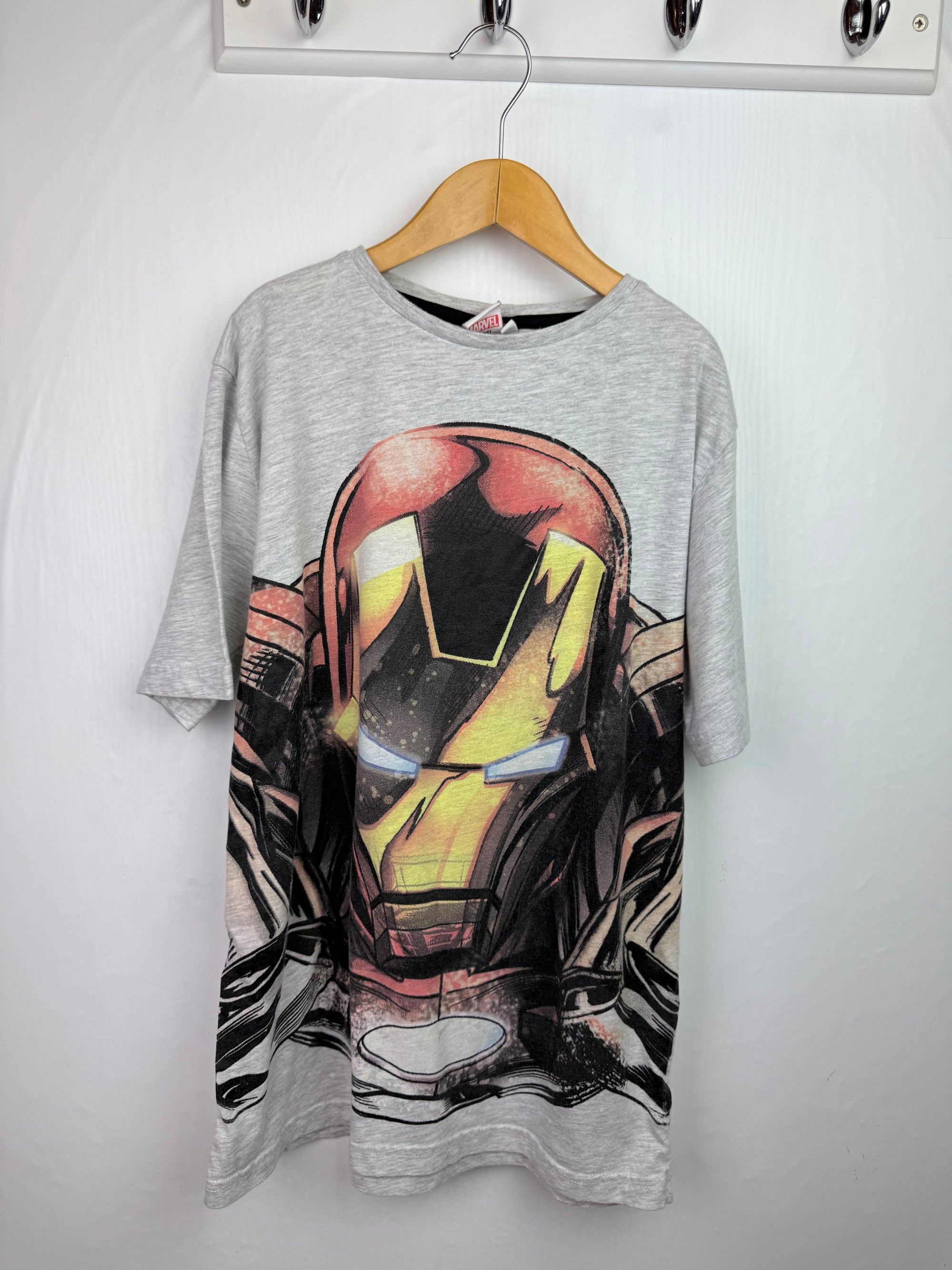 Primark Grey Iron Man Top - Girls 12 - 13 Years - Little Ones Preloved. Second Hand Children's & Preloved Baby, Kids, Girls & Boys Clothes. UK online