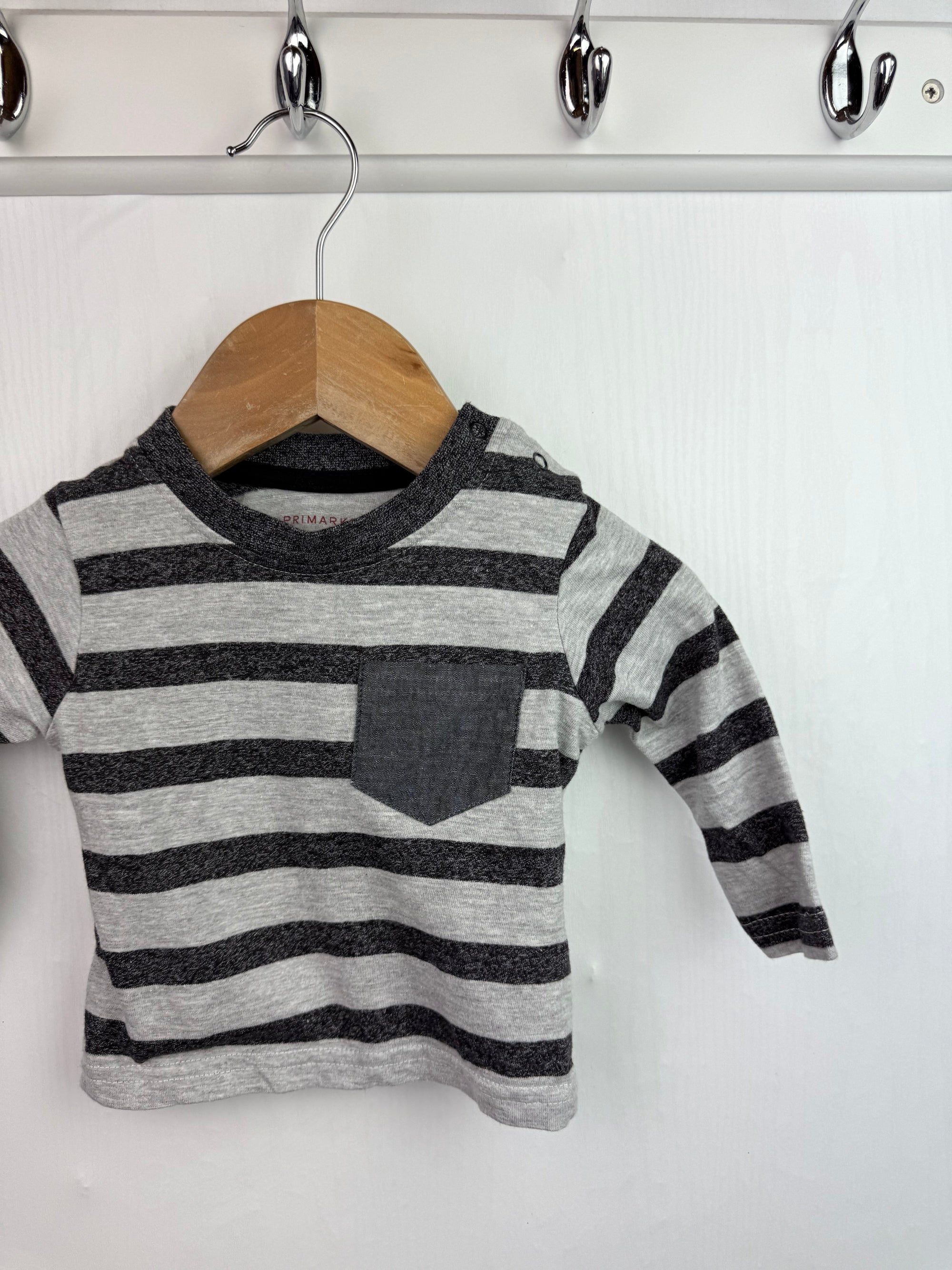 Primark Grey Striped Top - Boys 0 - 3 Months - Little Ones Preloved. Second Hand Children's & Preloved Baby, Kids, Girls & Boys Clothes. UK online