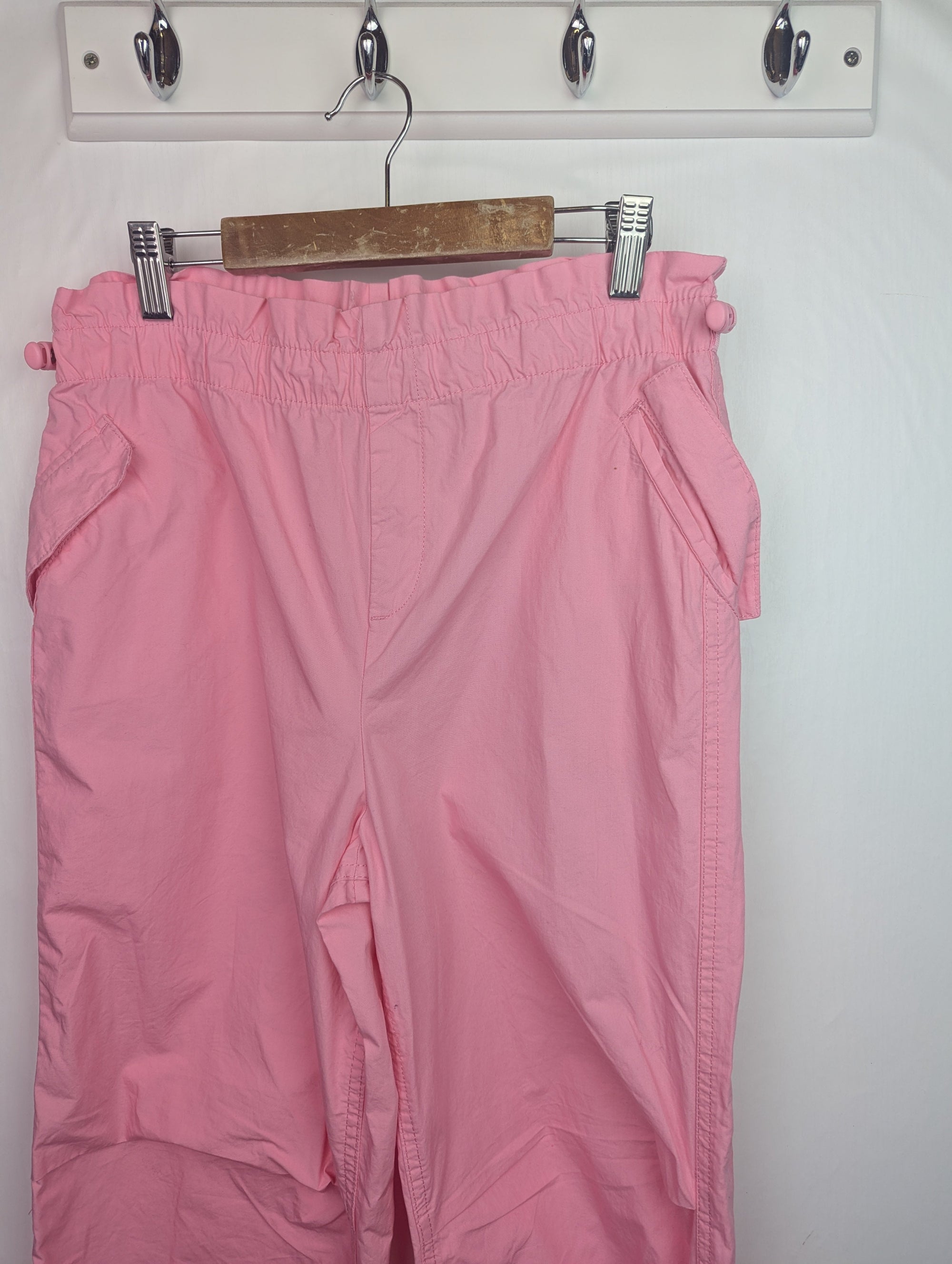 Primark Pink Cargo Trousers - Girls 13 - 14 Years - Little Ones Preloved. Second Hand Children's & Preloved Baby, Kids, Girls & Boys Clothes. UK online