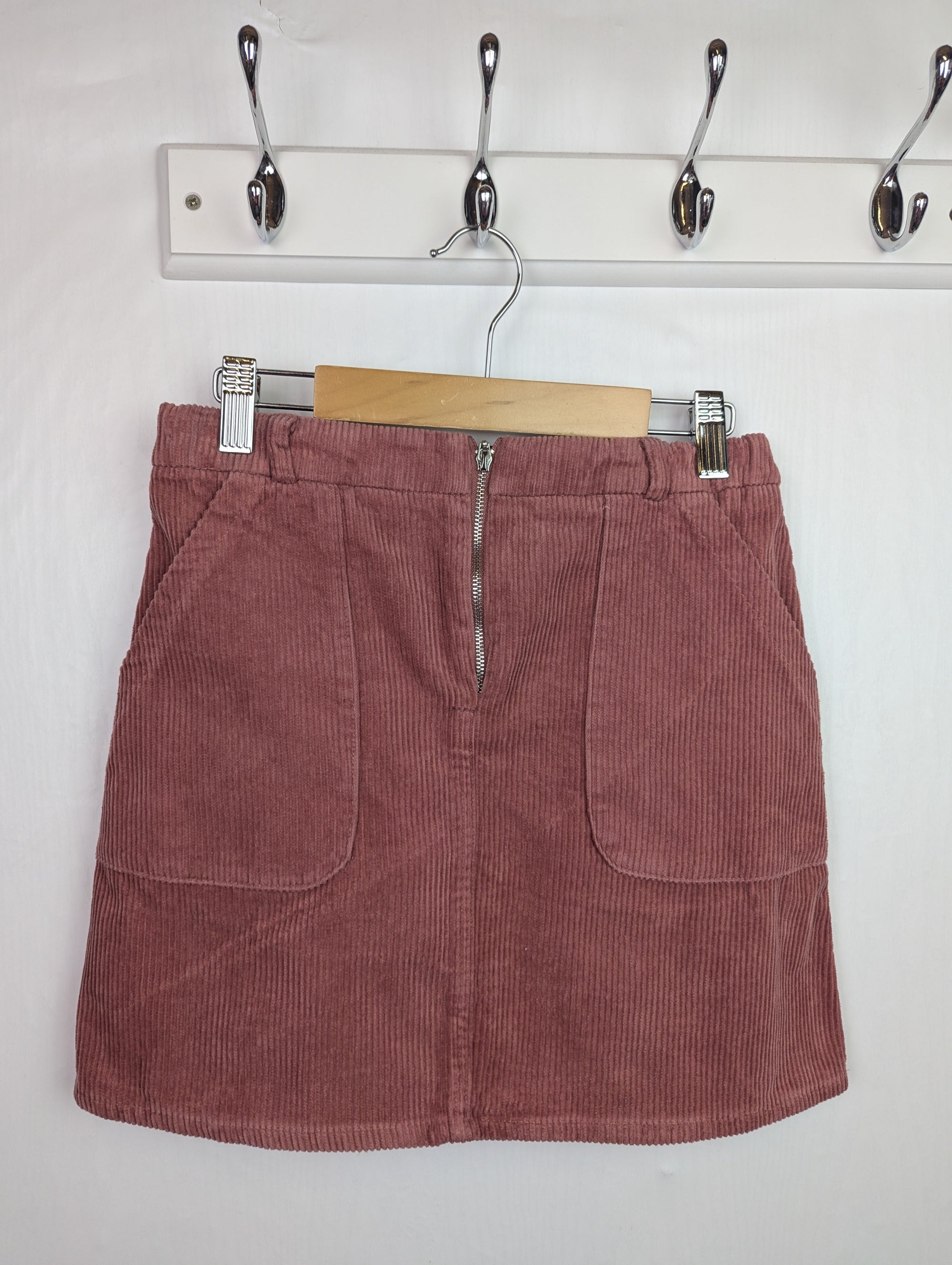 Primark Pink Cord Skirt - Girls 10 - 11 Years - Little Ones Preloved. Second Hand Children's & Preloved Baby, Kids, Girls & Boys Clothes. UK online