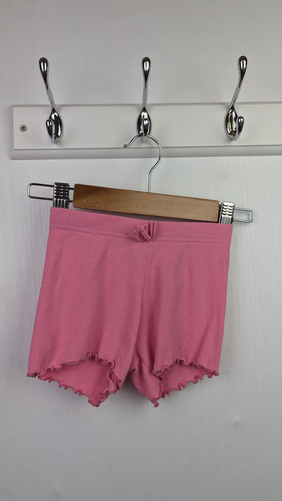 Primark Pink Ribbed Shorts - Girls 3-6 Months Little Ones Preloved Used, Preloved, Preworn Baby, Girls & Boys Clothes. Kids & Children's second hand Clothing UK Online. Cheap affordable. Brands including Next, Joules, Nutmeg Morrisons, TU, F&F, H&M.