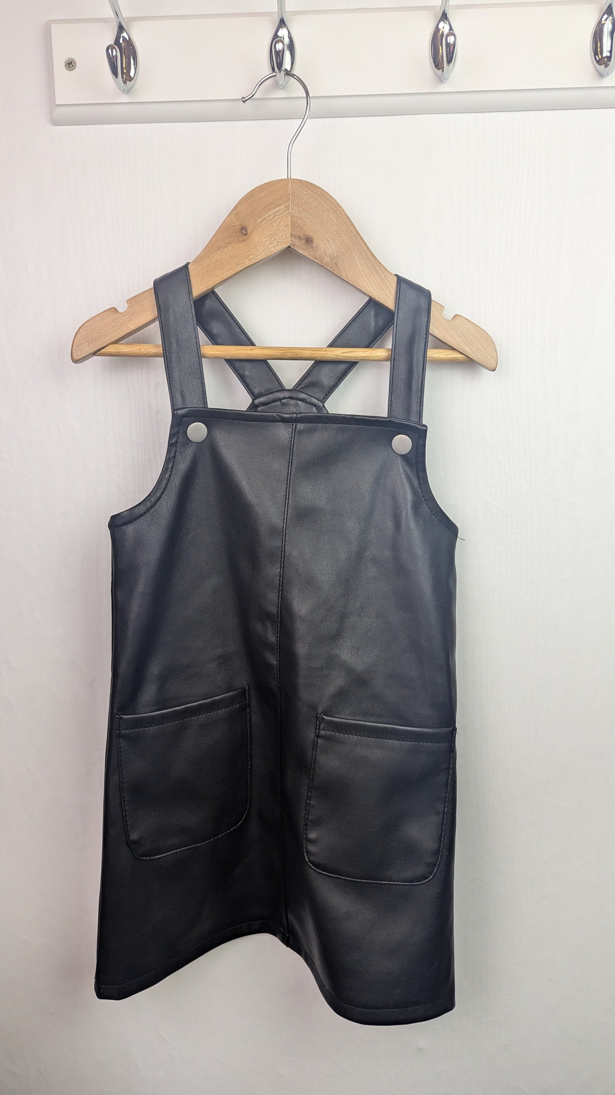 Primark Pleather Pinafore Dress - Girls 3 - 4 Years - Little Ones Preloved. Second Hand Children's & Preloved Baby, Kids, Girls & Boys Clothes. UK online