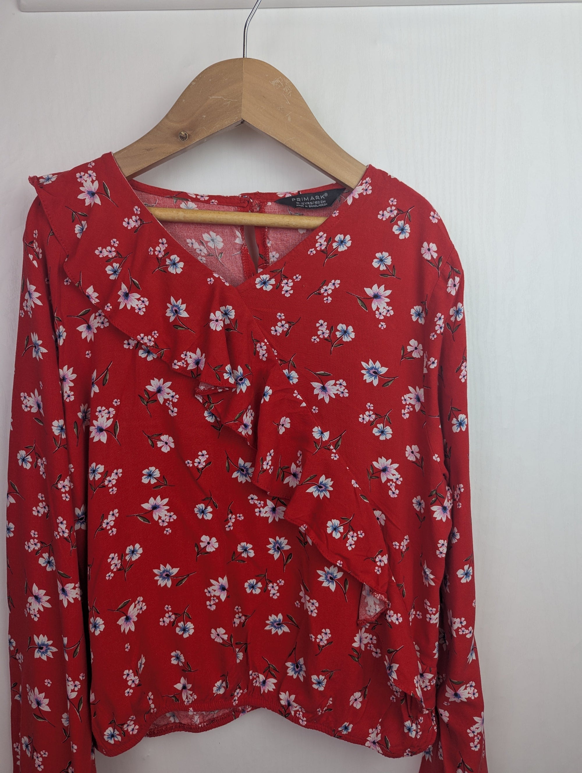 Primark Red Floral Top - Girls 11 - 12 Years - Little Ones Preloved. Second Hand Children's & Preloved Baby, Kids, Girls & Boys Clothes. UK online