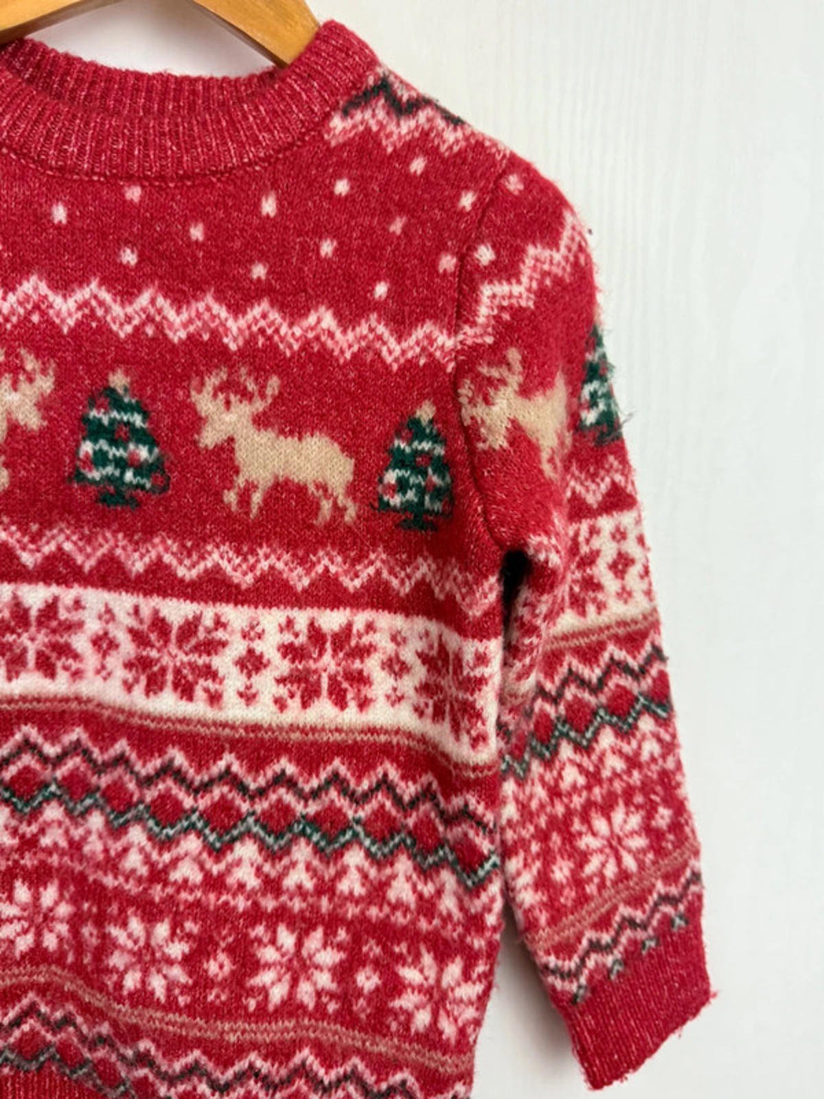 Primark Red Knit Christmas Jumper - Unisex 2 - 3 Years - Little Ones Preloved. Second Hand Children's & Preloved Baby, Kids, Girls & Boys Clothes. UK online