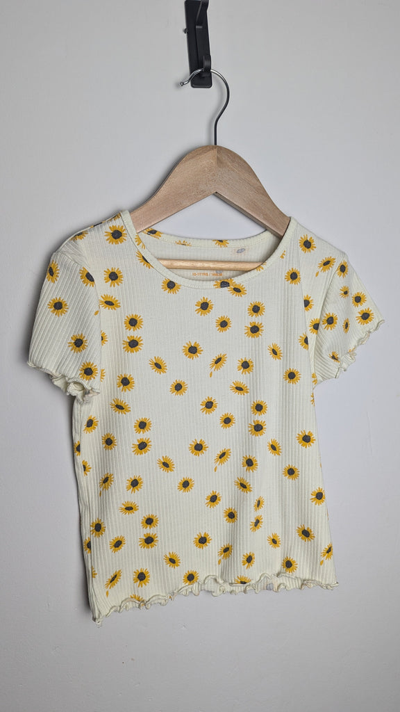 Primark Ribbed Sun Flower Top - Girls 10-11 Years Little Ones Preloved Used, Preloved, Preworn & Second Hand Baby, Kids & Children's Clothing UK Online. Cheap affordable. Brands including Next, Joules, Nutmeg Morrisons, TU, F&F, H&M.