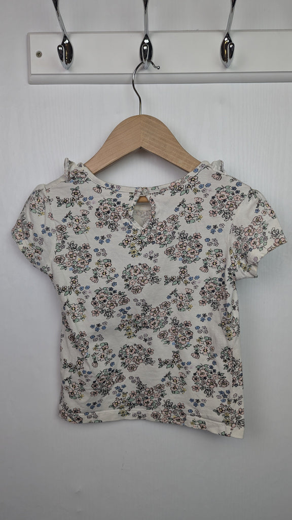 Primark Short Sleeve Floral Top- Girls 2-3 Years Primark Used, Preloved, Preworn & Second Hand Baby, Kids & Children's Clothing UK Online. Cheap affordable. Brands including Next, Joules, Nutmeg Morrisons, TU, F&F, H&M.