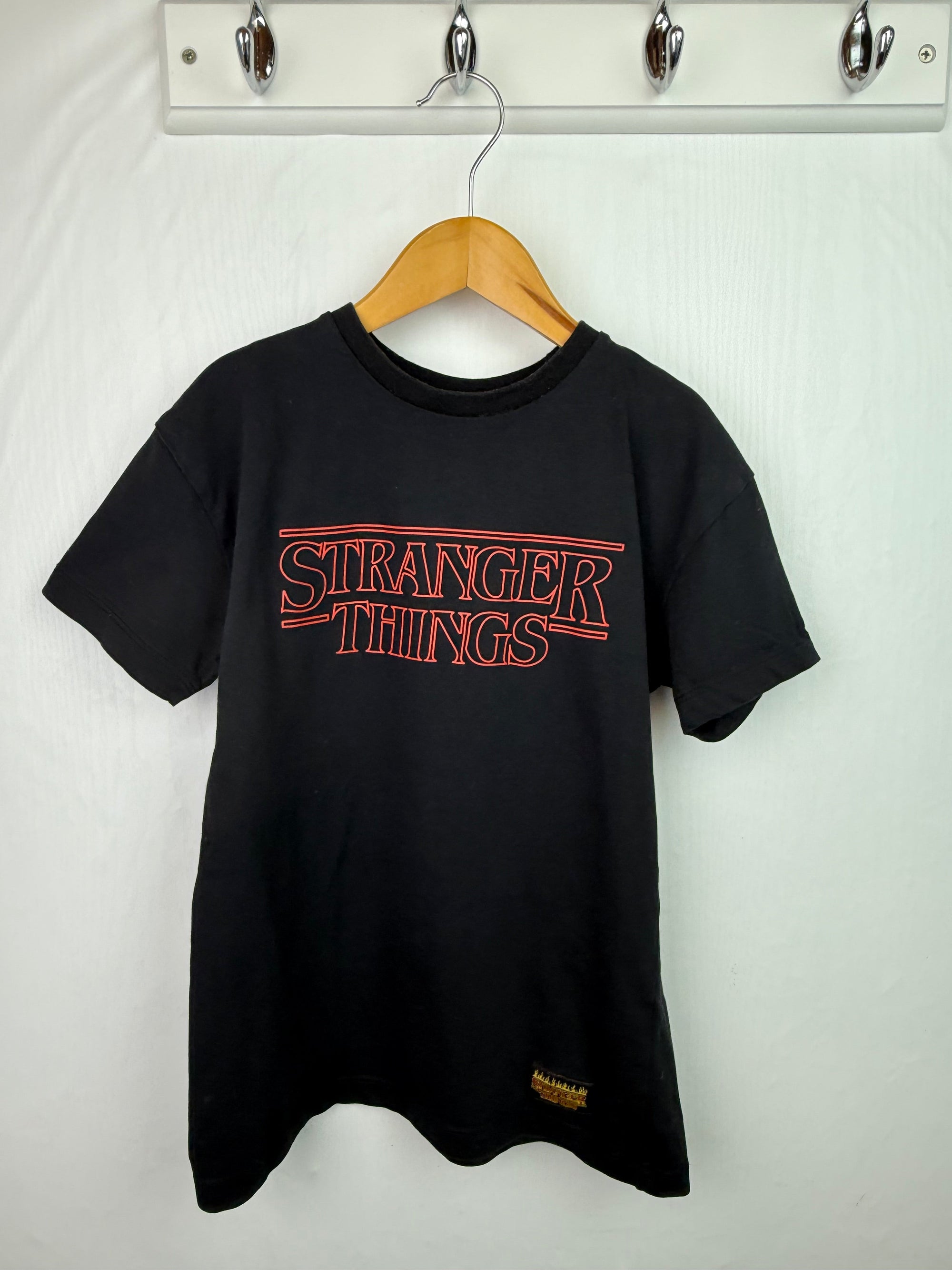 Primark Stranger Things Short Sleeve Top - Boys 7 - 8 Years - Little Ones Preloved. Second Hand Children's & Preloved Baby, Kids, Girls & Boys Clothes. UK online