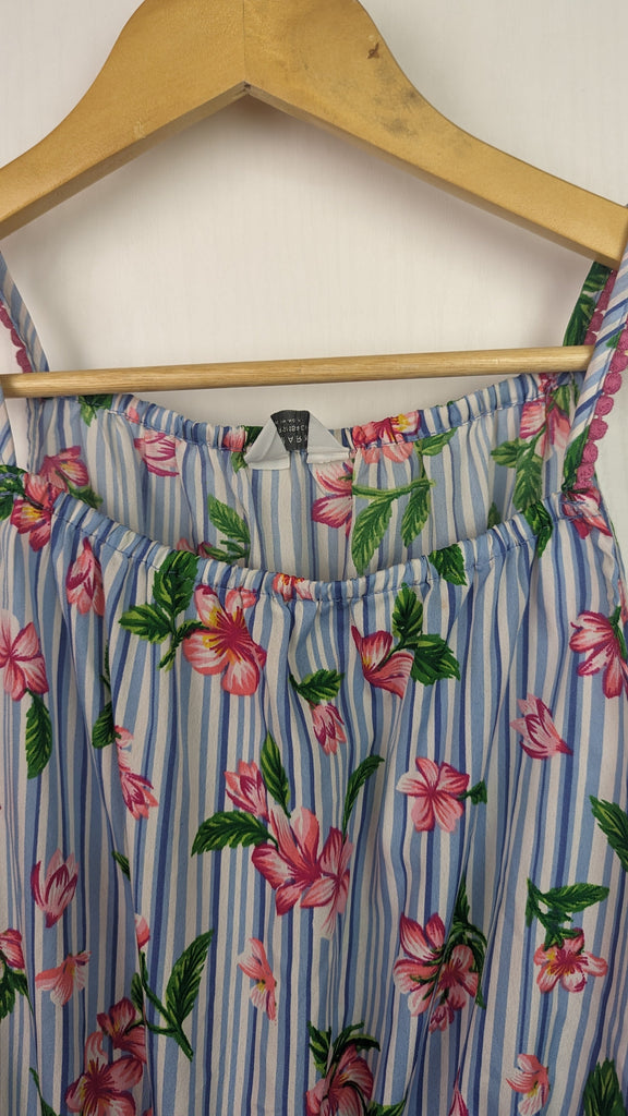 Primark Striped Floral Playsuit - Girls 13-14 Years Primark Used, Preloved, Preworn & Second Hand Baby, Kids & Children's Clothing UK Online. Cheap affordable. Brands including Next, Joules, Nutmeg Morrisons, TU, F&F, H&M.