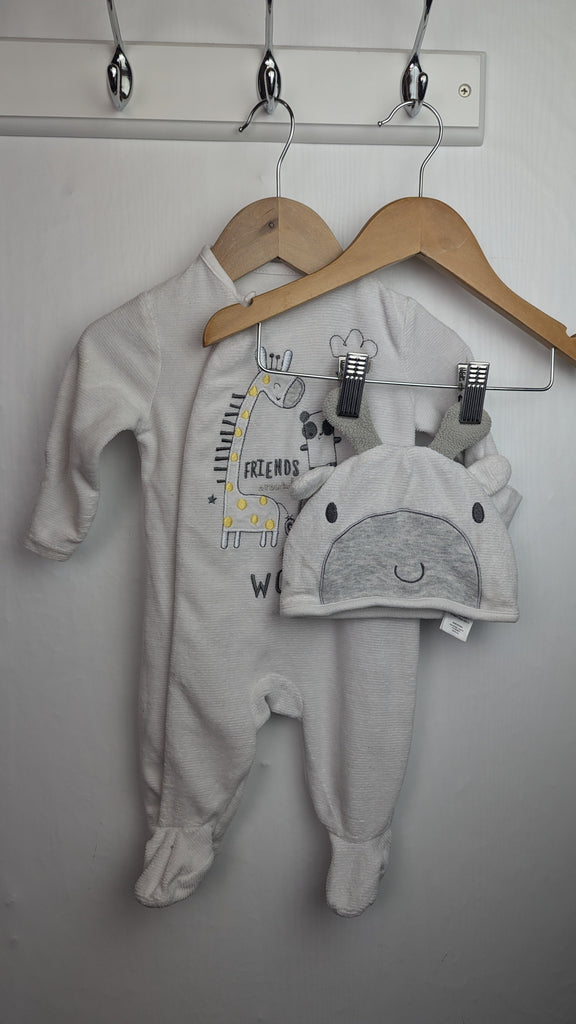 Primark Velour Animals Sleepsuit & Hat - Unisex 0-3 Months Little Ones Preloved Used, Preloved, Preworn & Second Hand Baby, Kids & Children's Clothing UK Online. Cheap affordable. Brands including Next, Joules, Nutmeg Morrisons, TU, F&F, H&M.