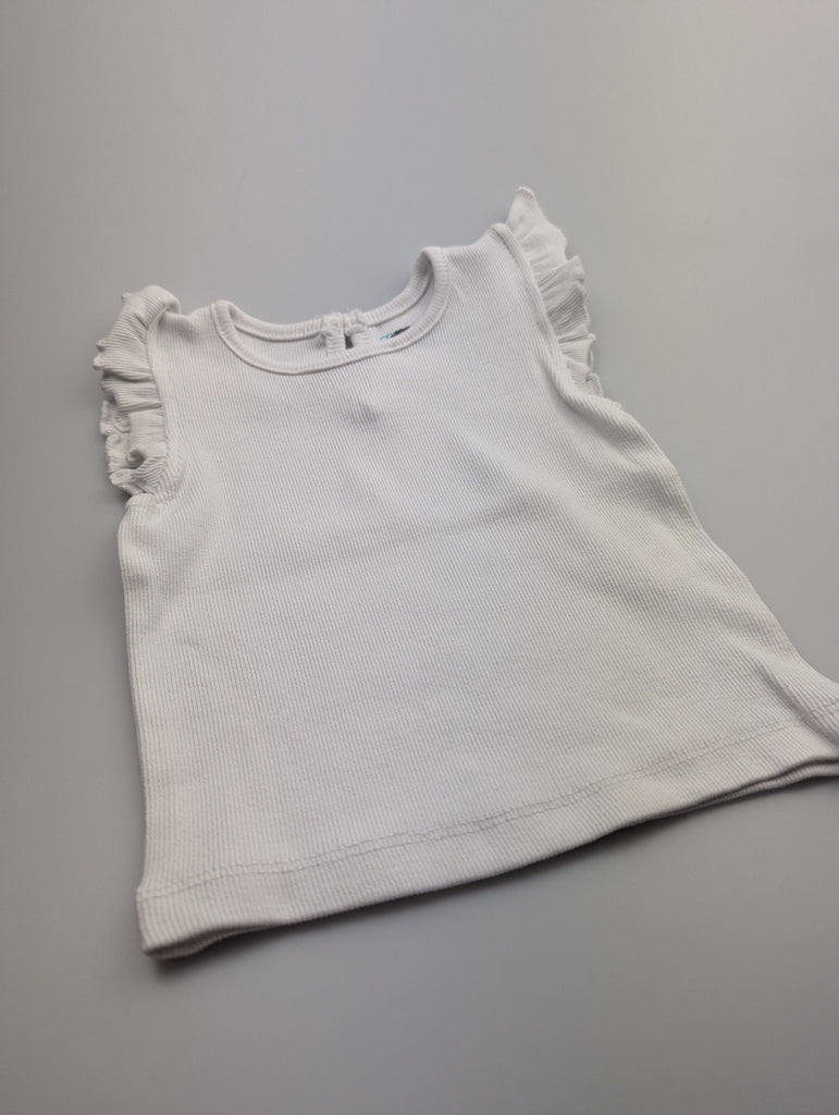 Primark White Ribbed Top - Girls 6-9 Months Little Ones Preloved Used, Preloved, Preworn Baby, Girls & Boys Clothes. Kids & Children's second hand Clothing UK Online. Cheap affordable. Brands including Next, Joules, Nutmeg Morrisons, TU, F&F, H&M.