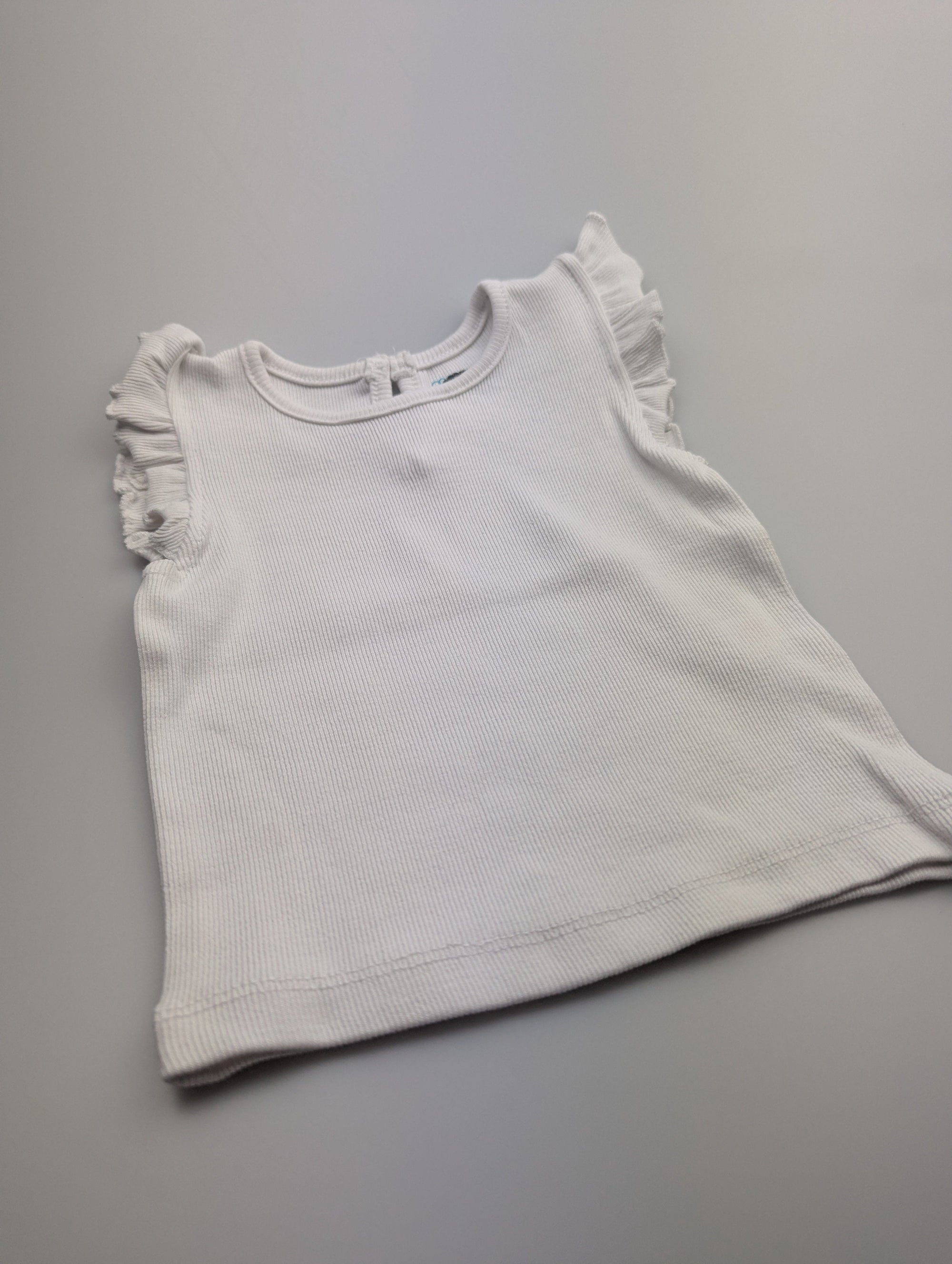 Primark White Ribbed Top - Girls 6 - 9 Months - Little Ones Preloved. Second Hand Children's & Preloved Baby, Kids, Girls & Boys Clothes. UK online