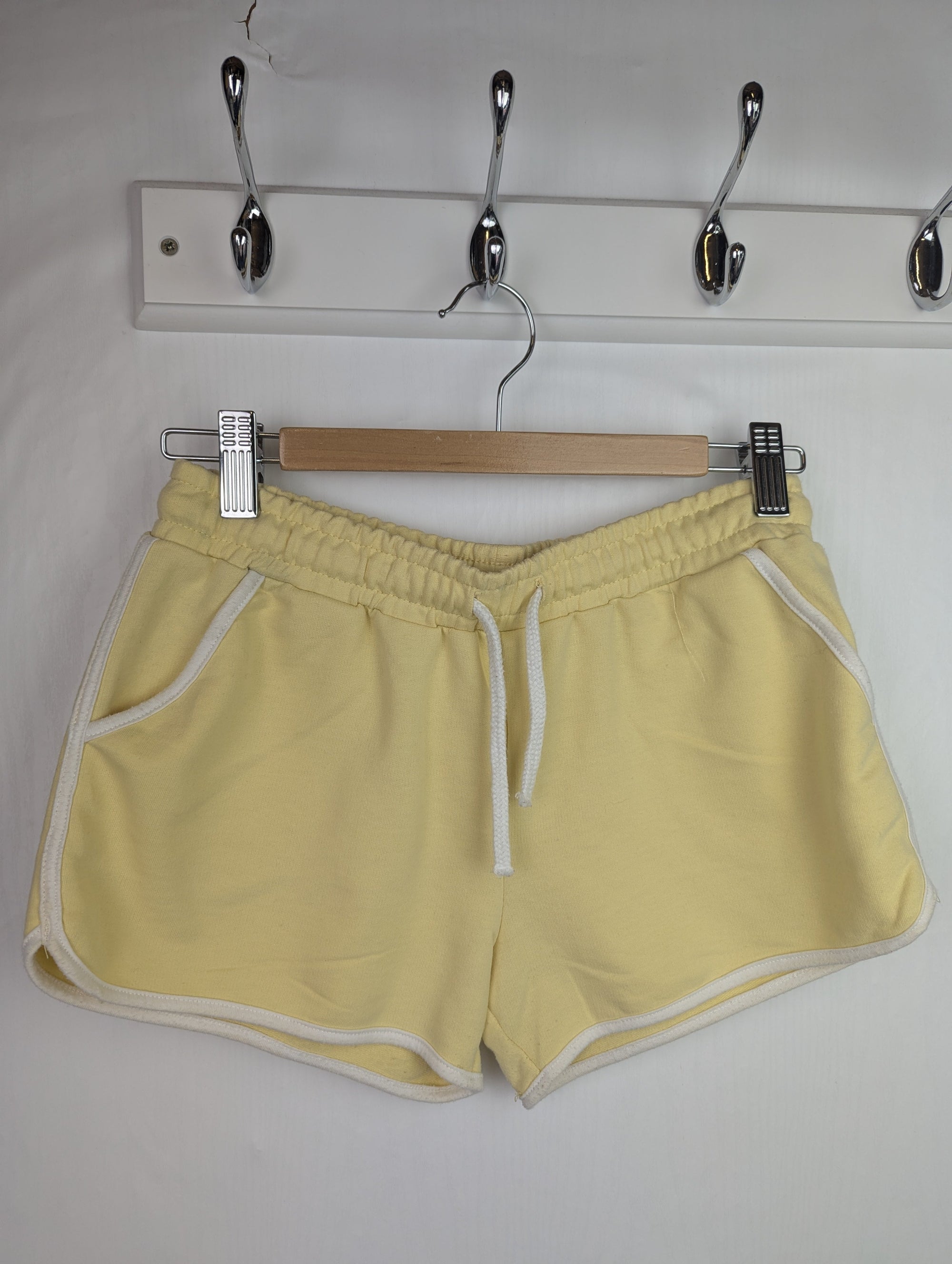 Primark Yellow Sports Shorts - Girls 12 - 13 Years - Little Ones Preloved. Second Hand Children's & Preloved Baby, Kids, Girls & Boys Clothes. UK online