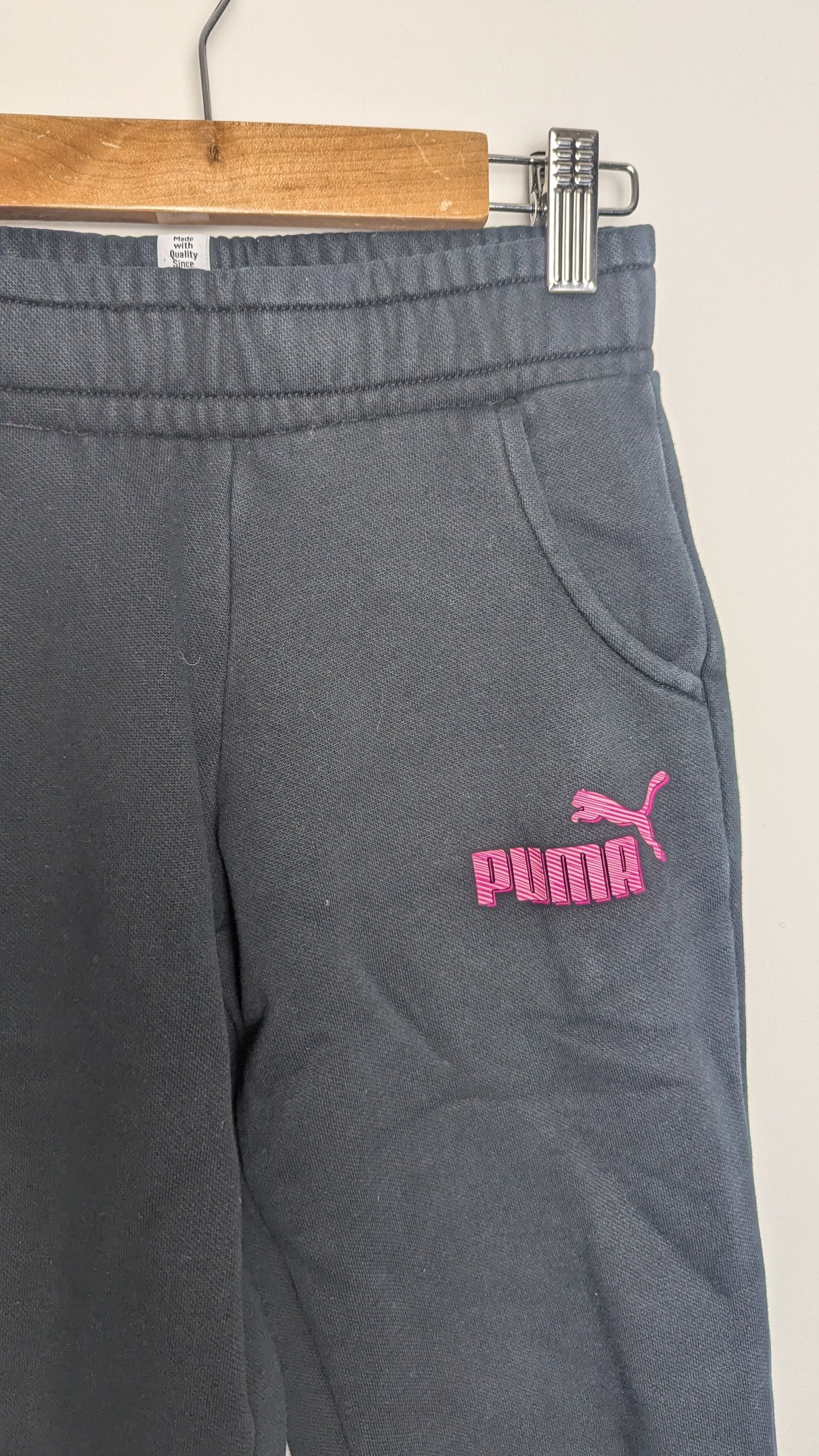 Puma Black Jogging Bottoms - Girls 9 - 10 Years - Little Ones Preloved. Second Hand Children's & Preloved Baby, Kids, Girls & Boys Clothes. UK online