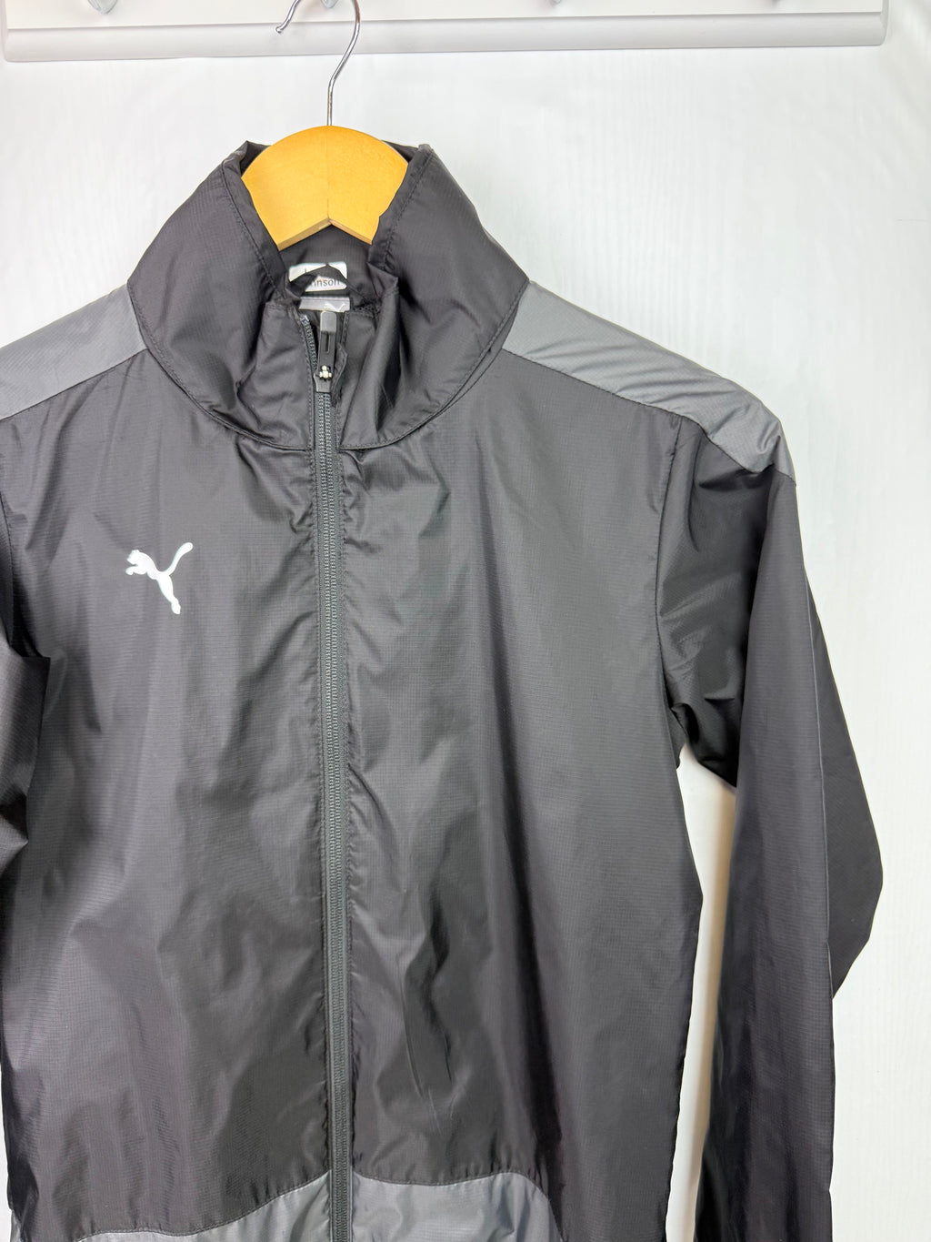 Puma Black Shell Jacket - Unisex 11 - 12 Years - Little Ones Preloved. Second Hand Children's & Preloved Baby, Kids, Girls & Boys Clothes. UK online