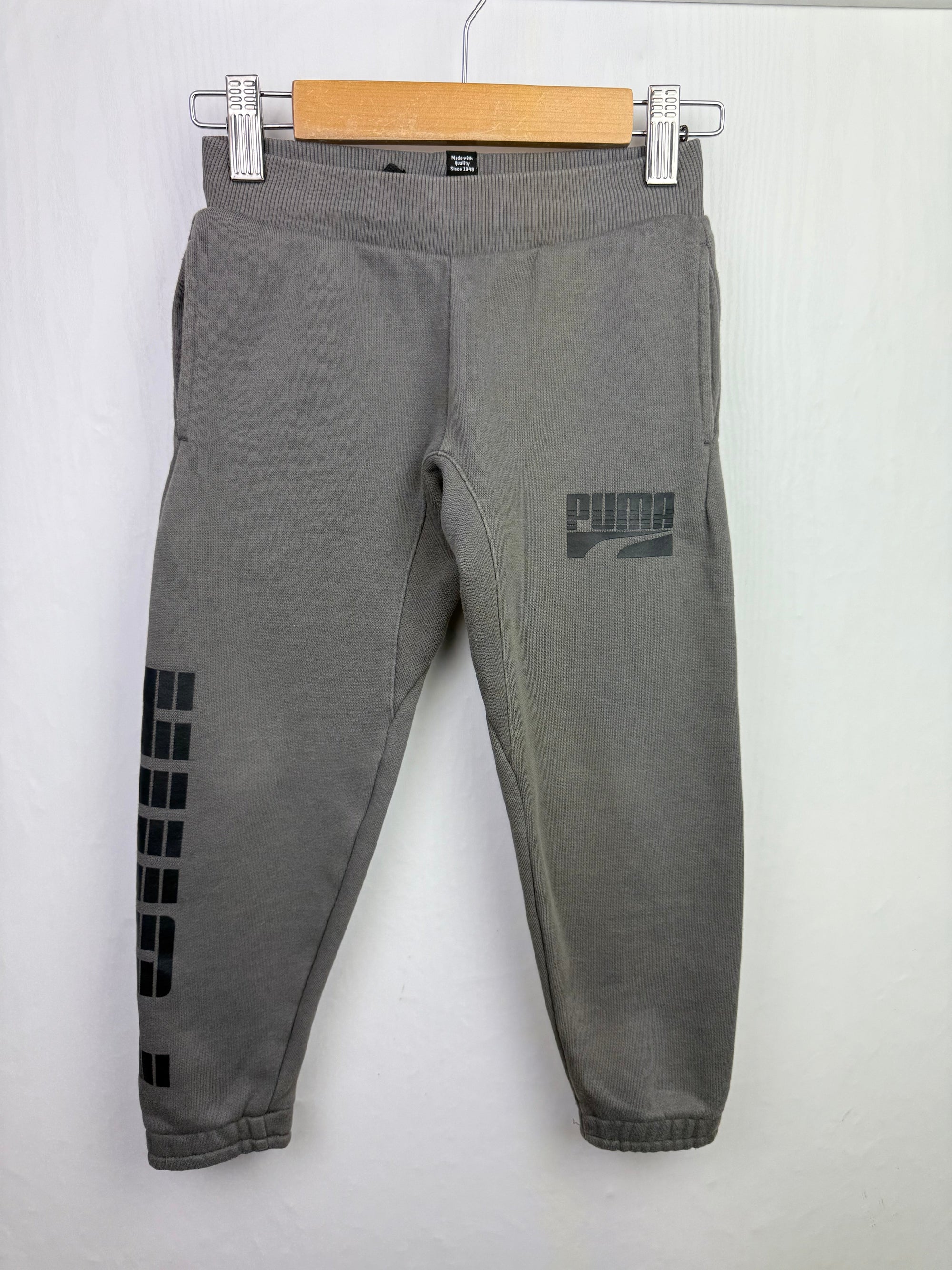 Puma Grey Jogging Bottoms - Boys 3 - 4 Years - Little Ones Preloved. Second Hand Children's & Preloved Baby, Kids, Girls & Boys Clothes. UK online