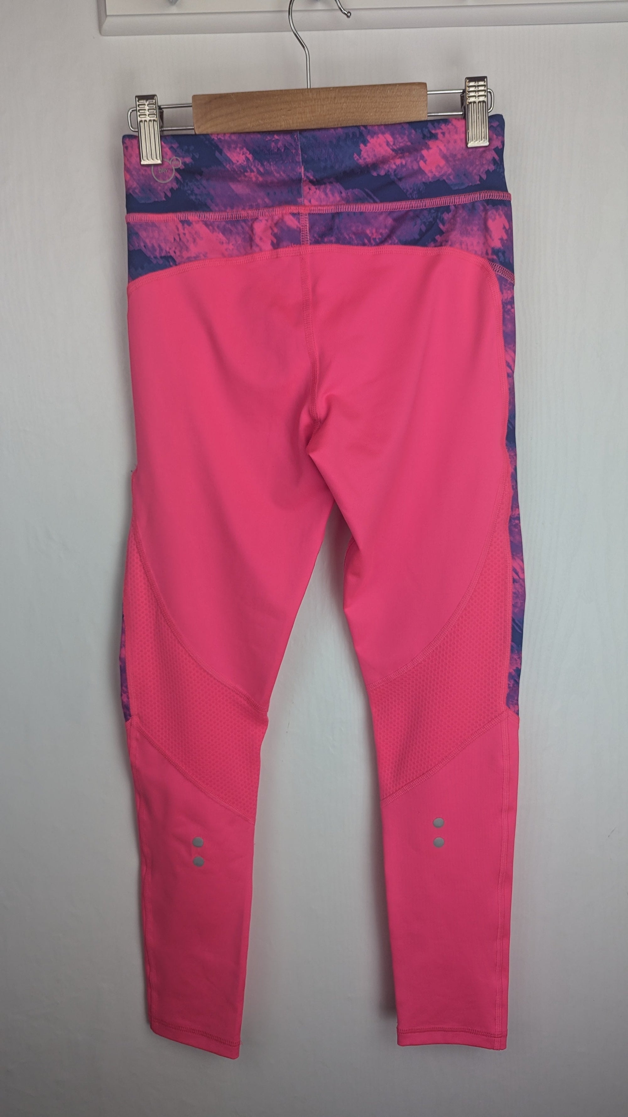 Puma Pink & Purple Gym Leggings - Girls 11 - 12 Years - Little Ones Preloved. Second Hand Children's & Preloved Baby, Kids, Girls & Boys Clothes. UK online