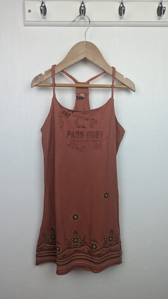 R95TH Rust Brown Y2K Style Dress - Girls 6-7 Years R9TH Used, Preloved, Preworn & Second Hand Baby, Kids & Children's Clothing UK Online. Cheap affordable. Brands including Next, Joules, Nutmeg Morrisons, TU, F&F, H&M.