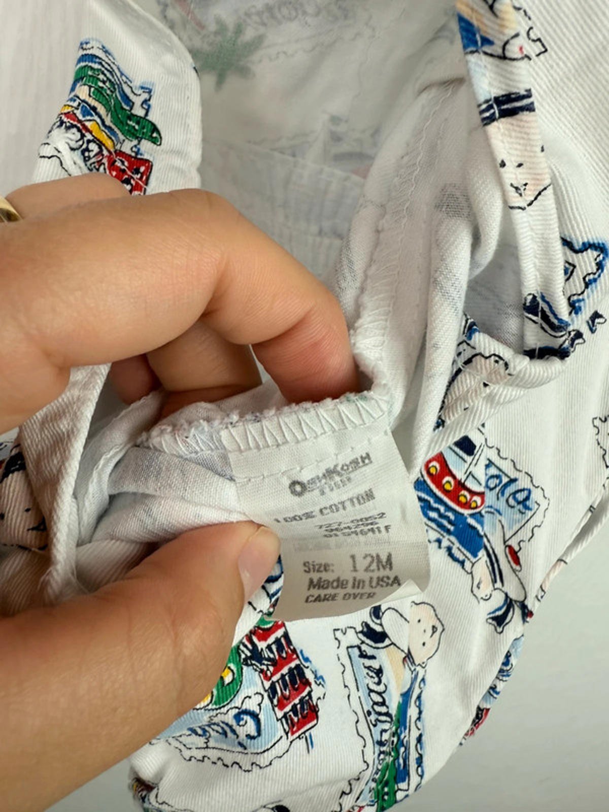 Rare Vintage Oshkosh Dungarees - Unisex 12 Months - Little Ones Preloved. Second Hand Children's & Preloved Baby, Kids, Girls & Boys Clothes. UK online