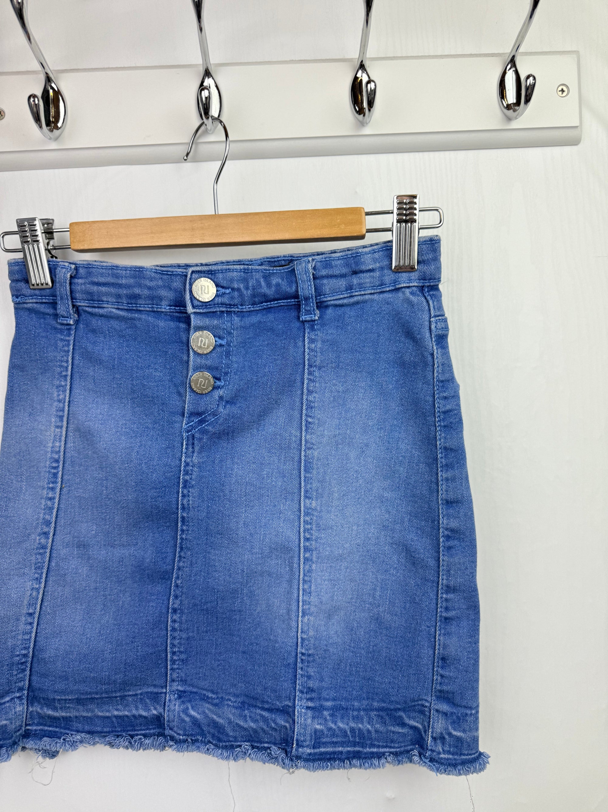 River Island Denim Frayed Skirt - Girls 10 Years - Little Ones Preloved. Second Hand Children's & Preloved Baby, Kids, Girls & Boys Clothes. UK online