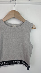 River Island Grey Ribbed Crop Top - Girls 9 - 10 Years - Little Ones Preloved. Second Hand Children's & Preloved Baby, Kids, Girls & Boys Clothes. UK online