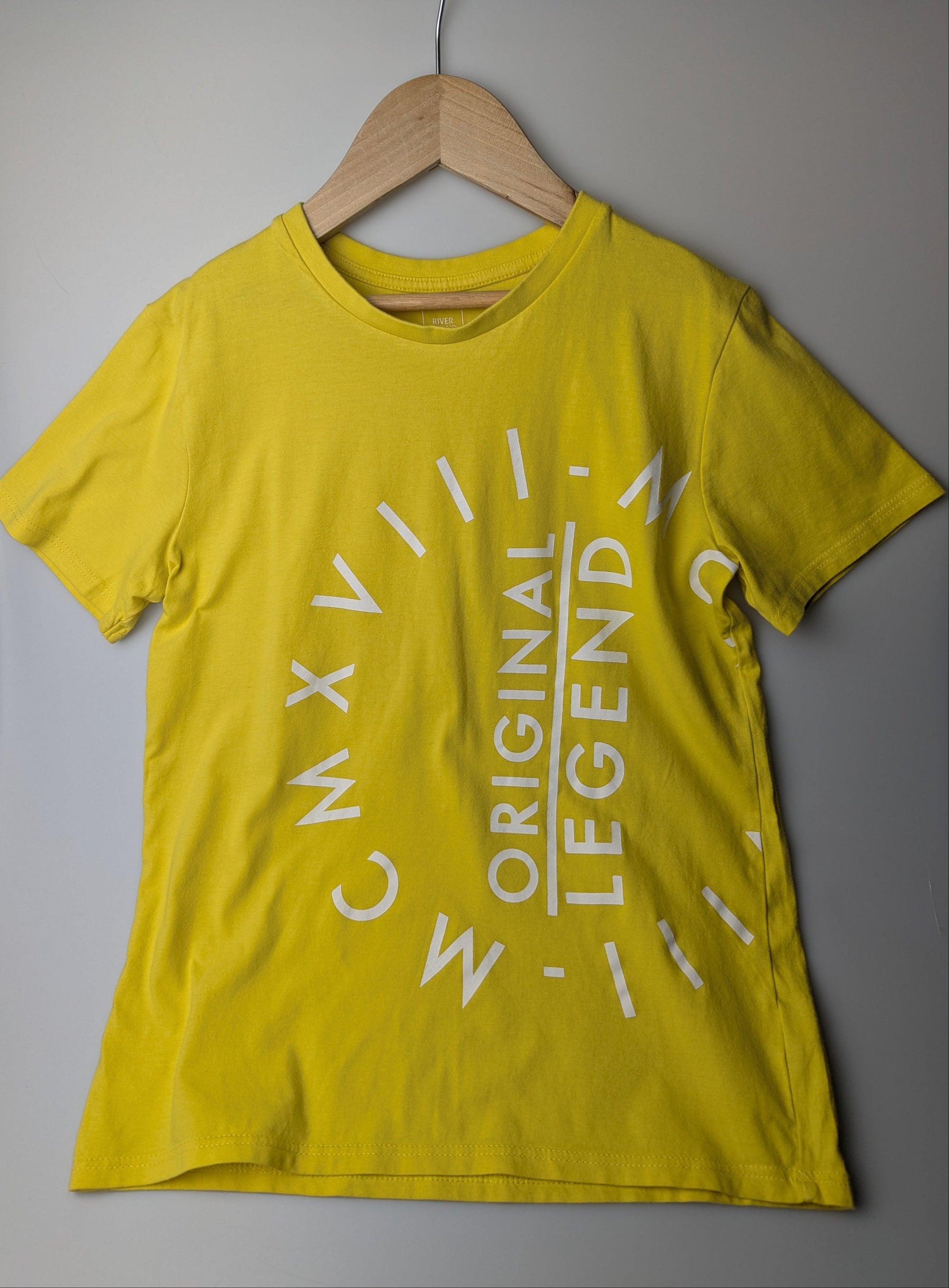 River Island Original Legend Top - Boys 9 - 10 Years - Little Ones Preloved. Second Hand Children's & Preloved Baby, Kids, Girls & Boys Clothes. UK online