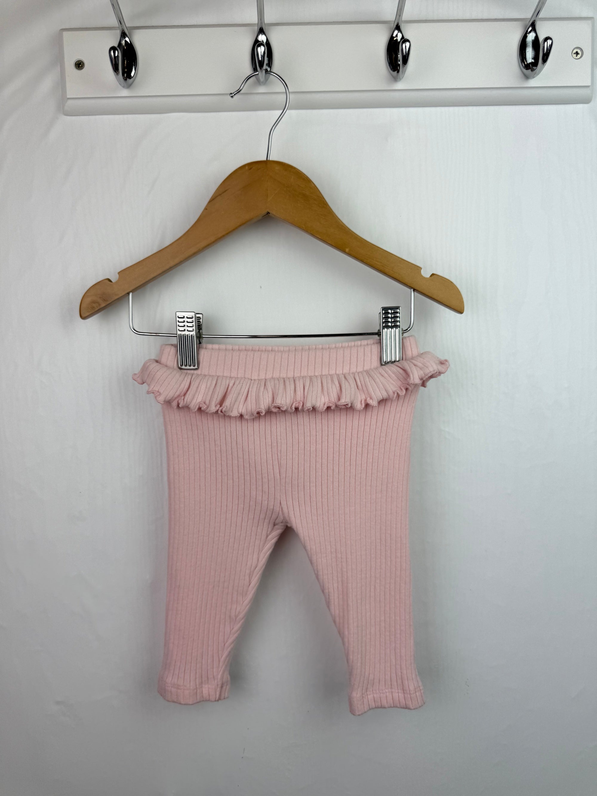 River Island Pink Ribbed Leggings - Girls 3 - 6 Months - Little Ones Preloved. Second Hand Children's & Preloved Baby, Kids, Girls & Boys Clothes. UK online
