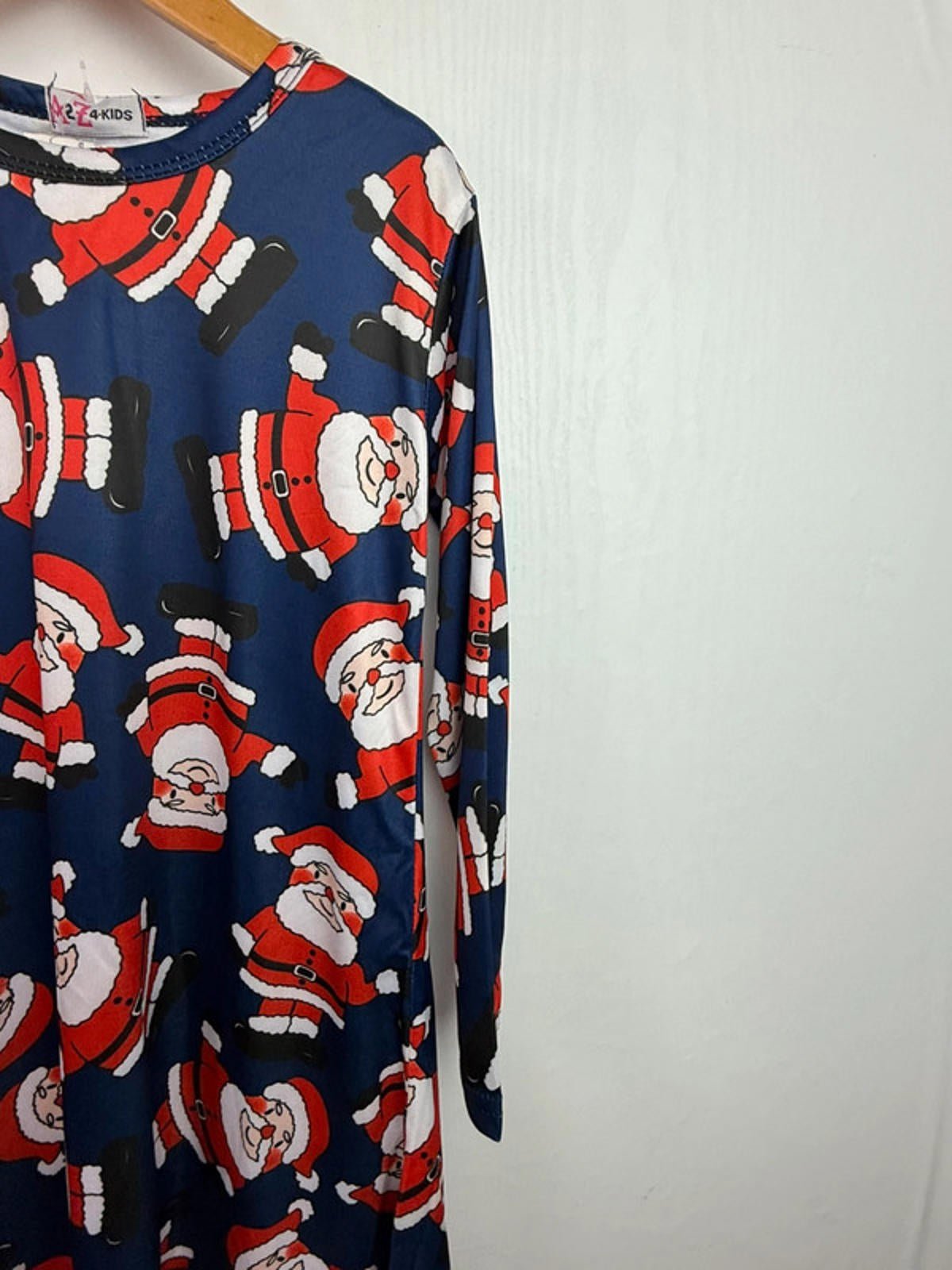 Santa Long Sleeve Dress - Girls 5 - 6 Years - Little Ones Preloved. Second Hand Children's & Preloved Baby, Kids, Girls & Boys Clothes. UK online
