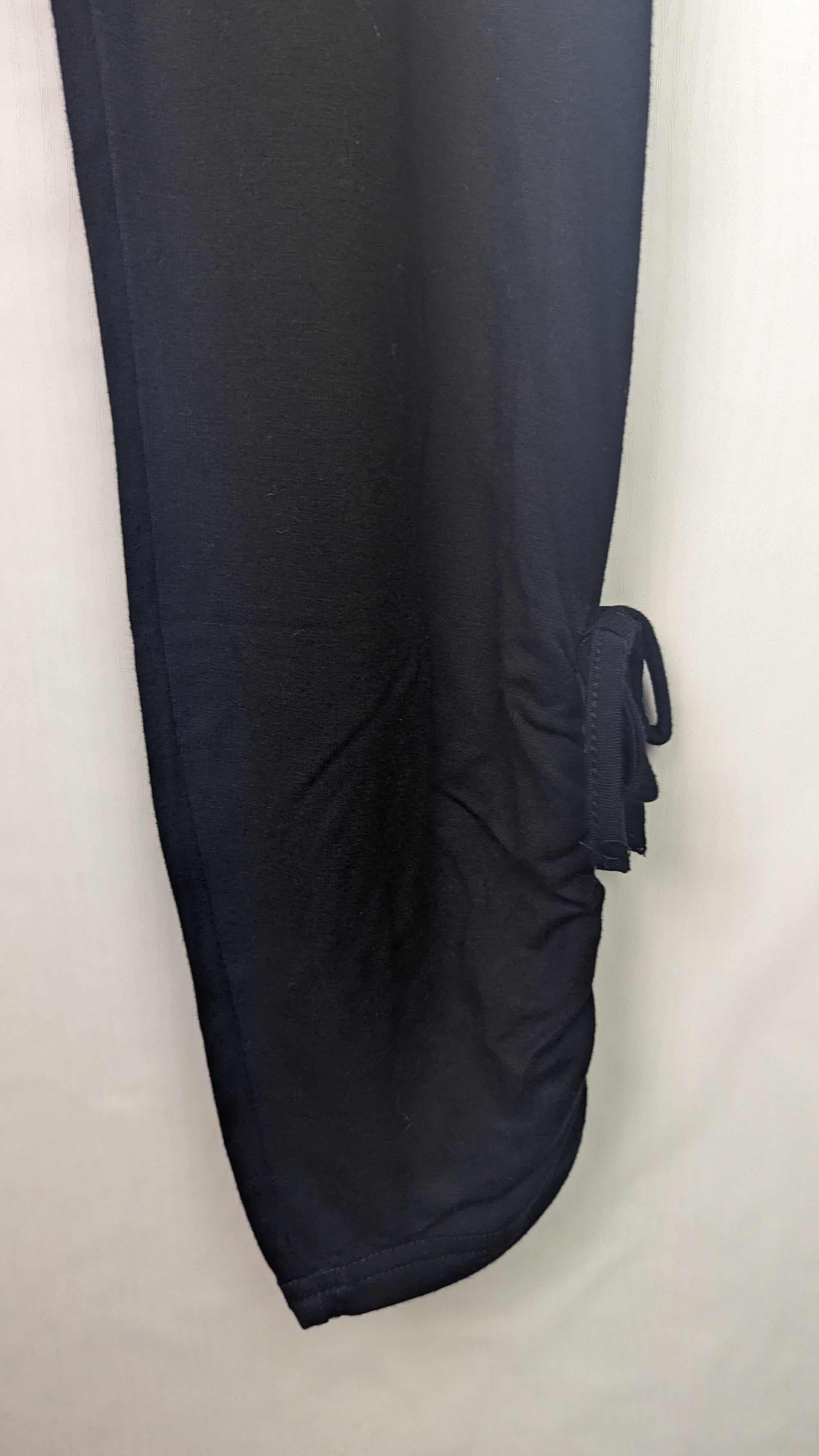 Shein Black Ruched Leggings - Girls 11 - 12 Years - Little Ones Preloved. Second Hand Children's & Preloved Baby, Kids, Girls & Boys Clothes. UK online